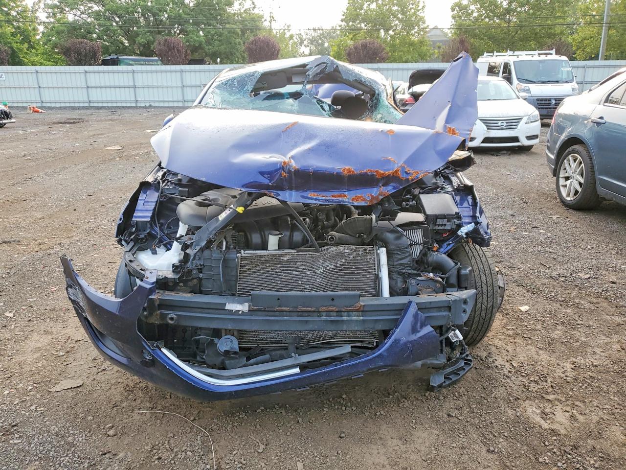 2013 Hyundai Elantra Gls Blue vin: 5NPDH4AE2DH209566