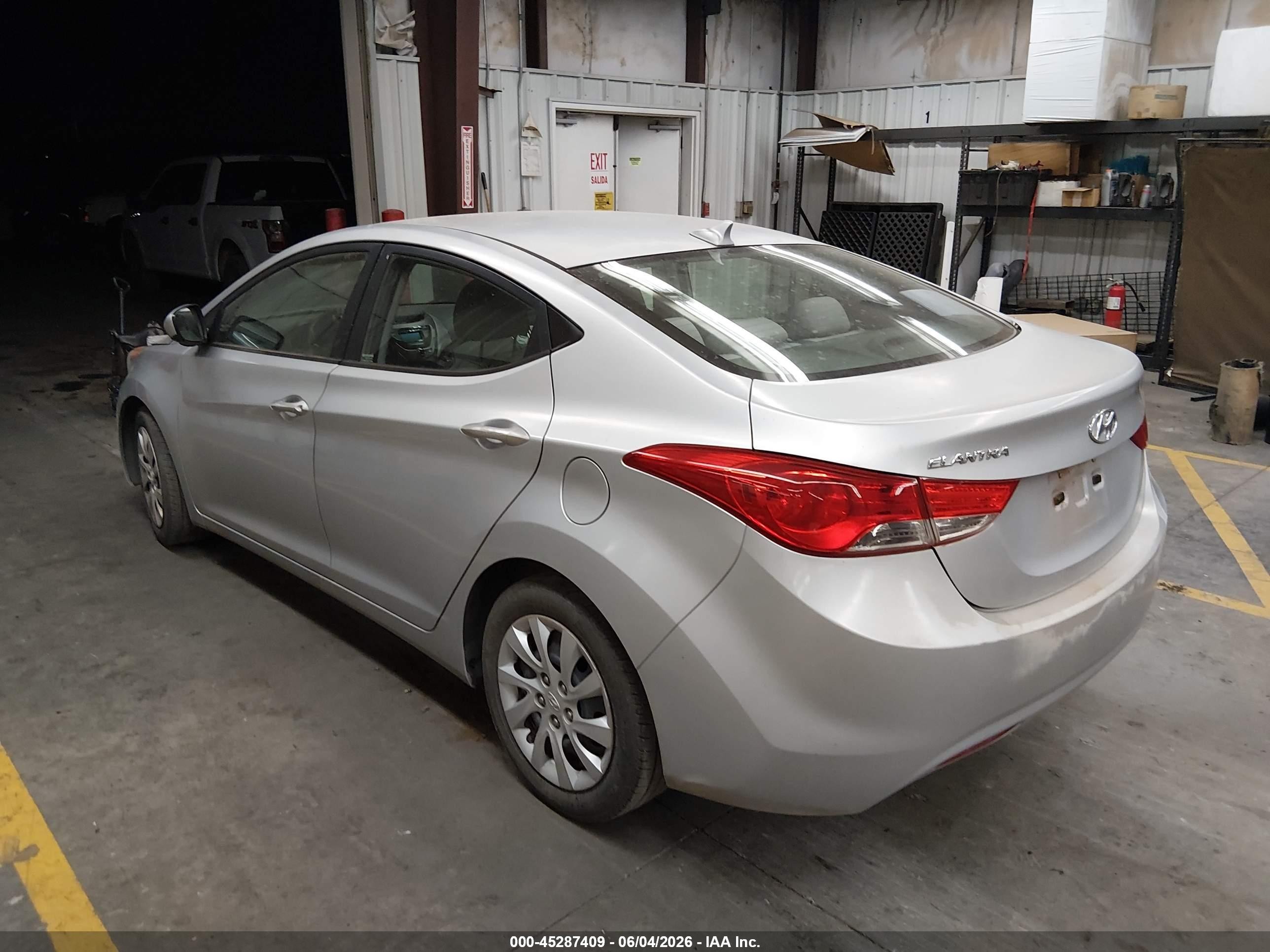 2013 Hyundai Elantra Gls Silver vin: 5NPDH4AE2DH212094
