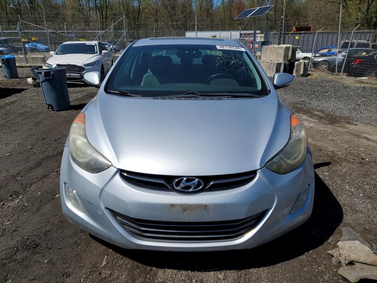 2013 Hyundai Elantra Limited Серебряный vin: 5NPDH4AE2DH215822
