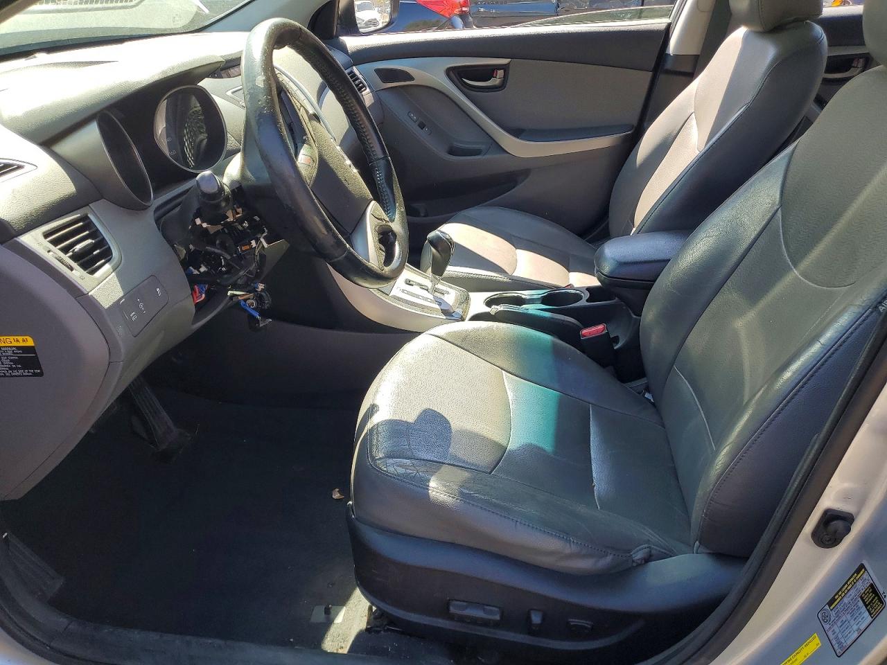 2013 Hyundai Elantra Limited Серебряный vin: 5NPDH4AE2DH215822