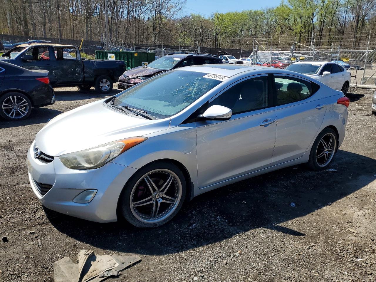 2013 Hyundai Elantra Limited Серебряный vin: 5NPDH4AE2DH215822