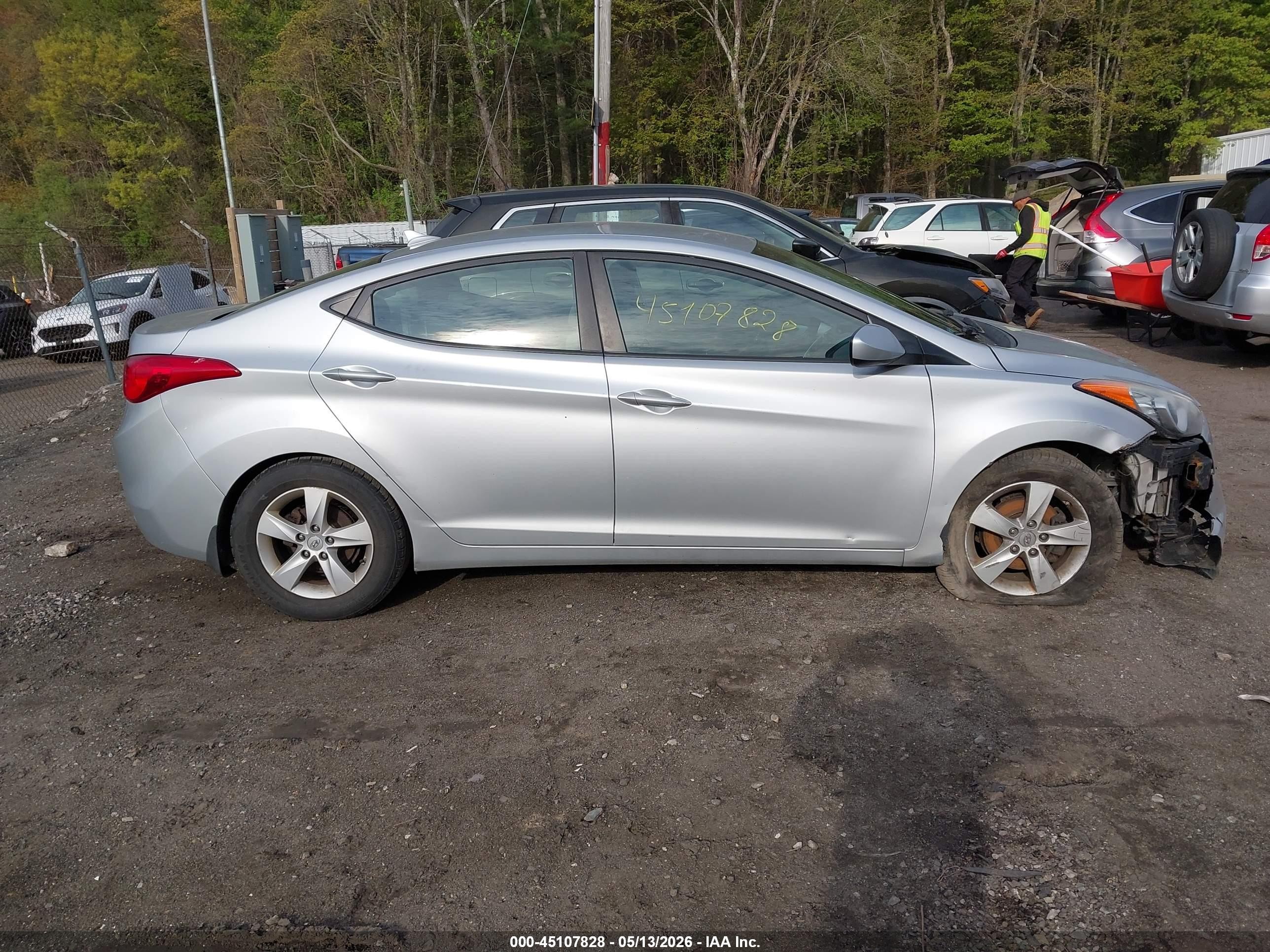 2013 Hyundai Elantra Gls/limited Silver vin: 5NPDH4AE2DH218395