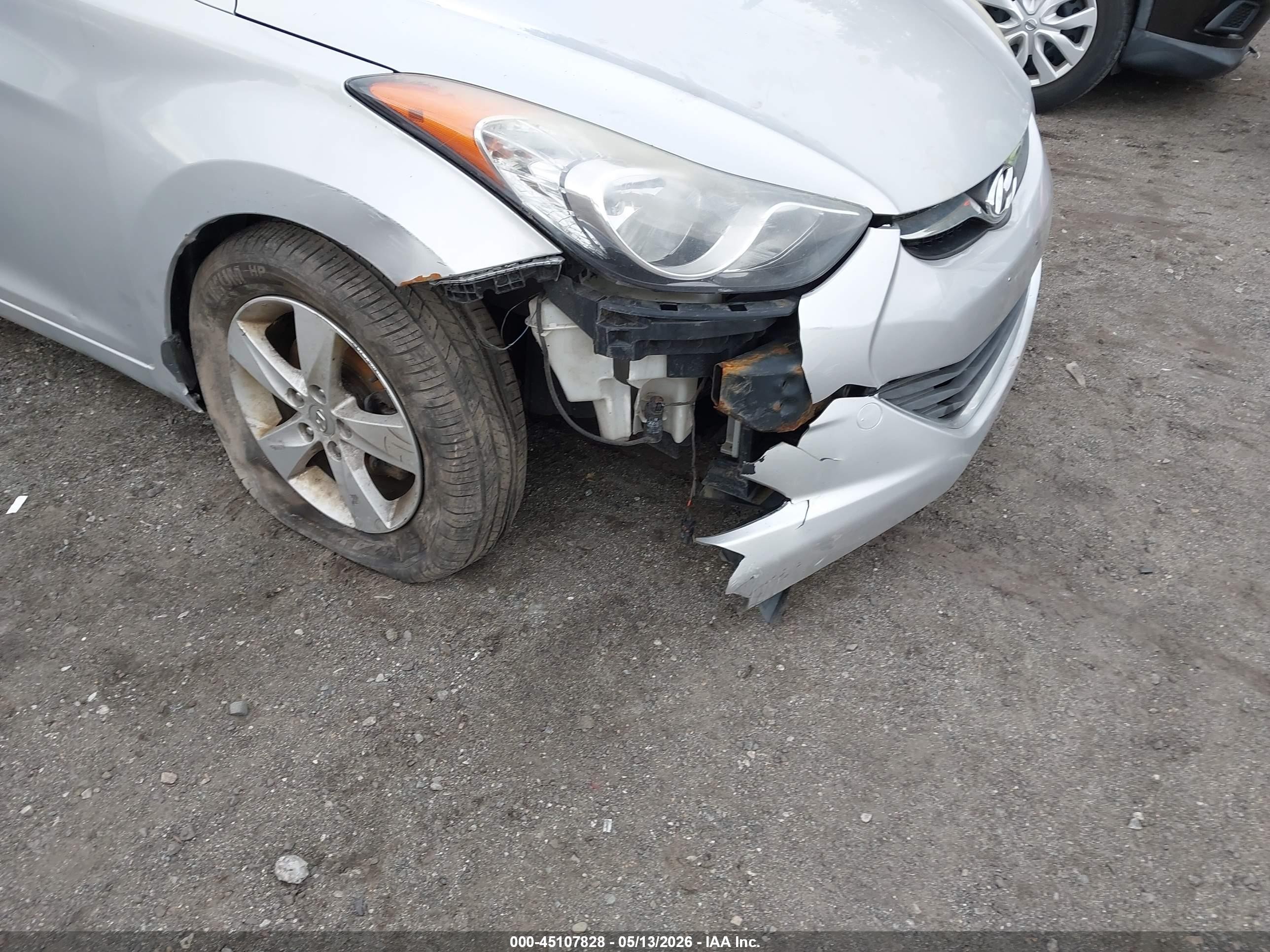 2013 Hyundai Elantra Gls/limited Silver vin: 5NPDH4AE2DH218395