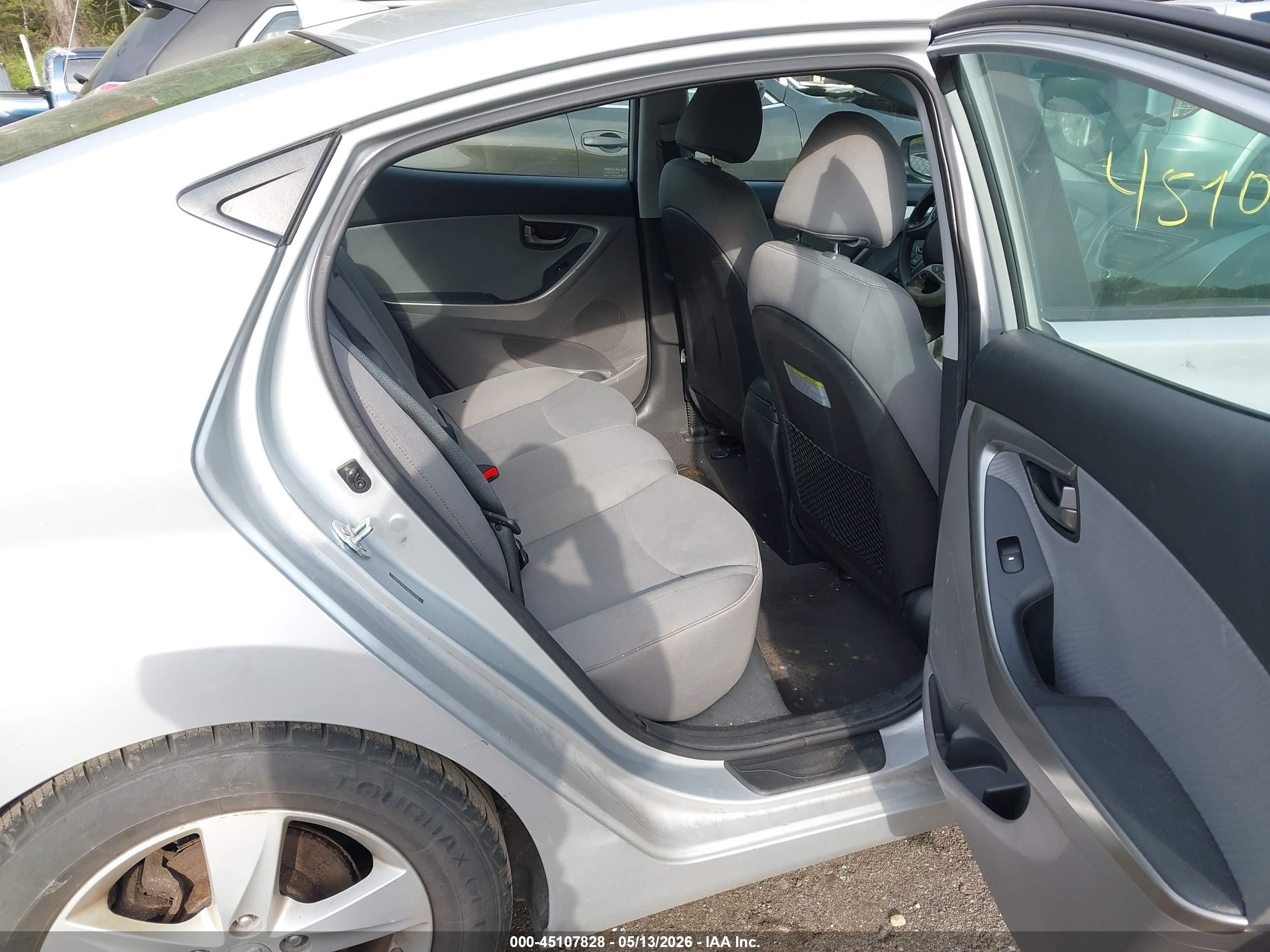 2013 Hyundai Elantra Gls/limited Silver vin: 5NPDH4AE2DH218395