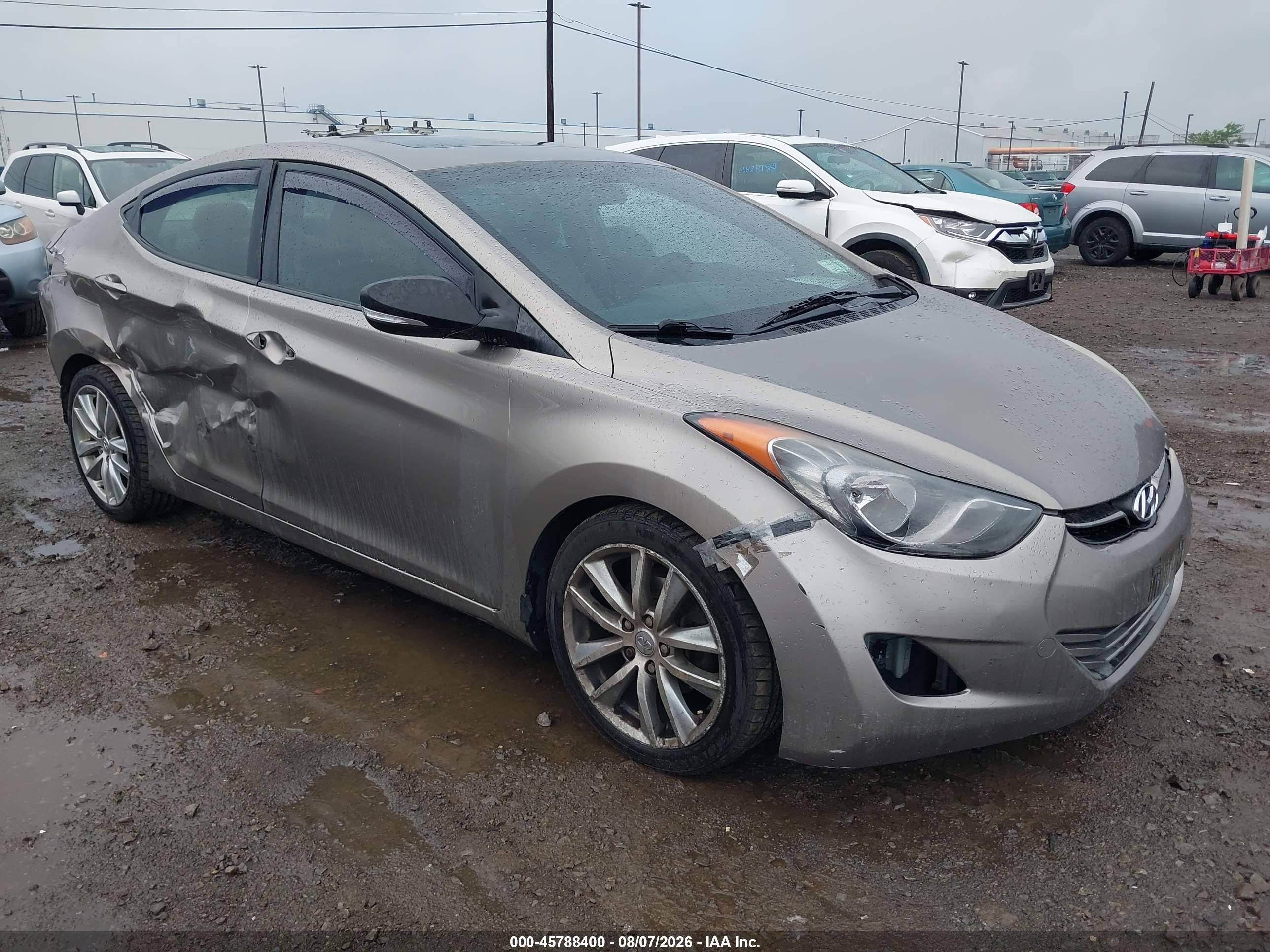 2013 Hyundai Elantra Limited Beige vin: 5NPDH4AE2DH227615