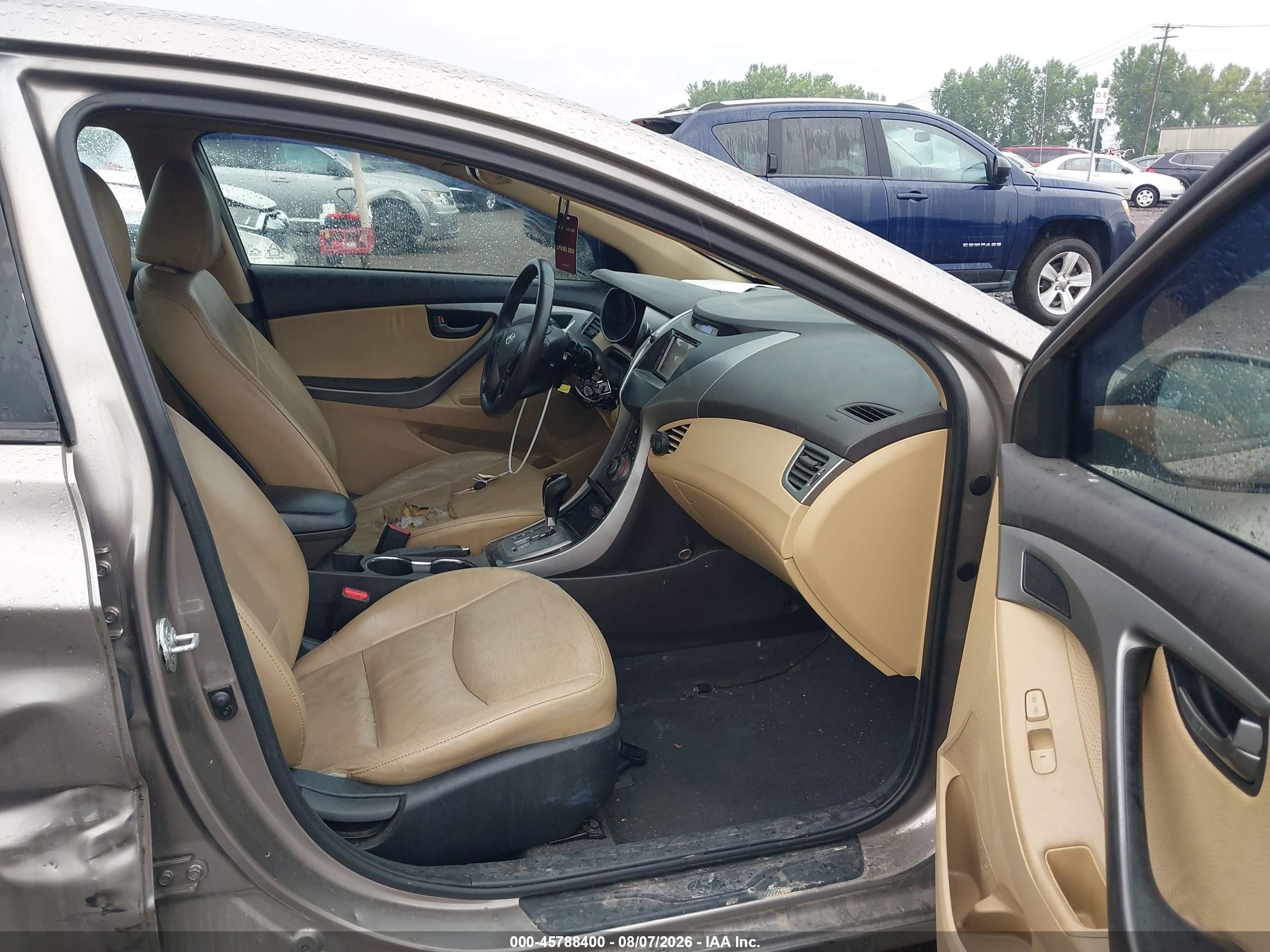 2013 Hyundai Elantra Limited Beige vin: 5NPDH4AE2DH227615