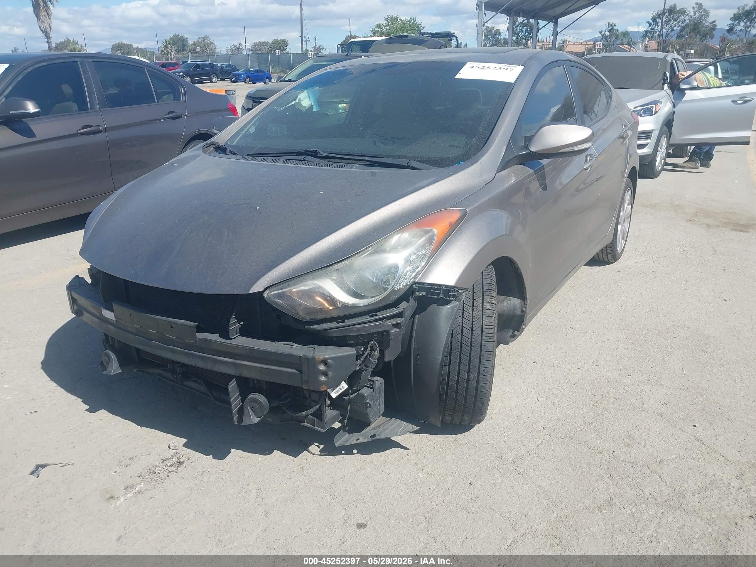 2013 Hyundai Elantra Limited Gold vin: 5NPDH4AE2DH236587