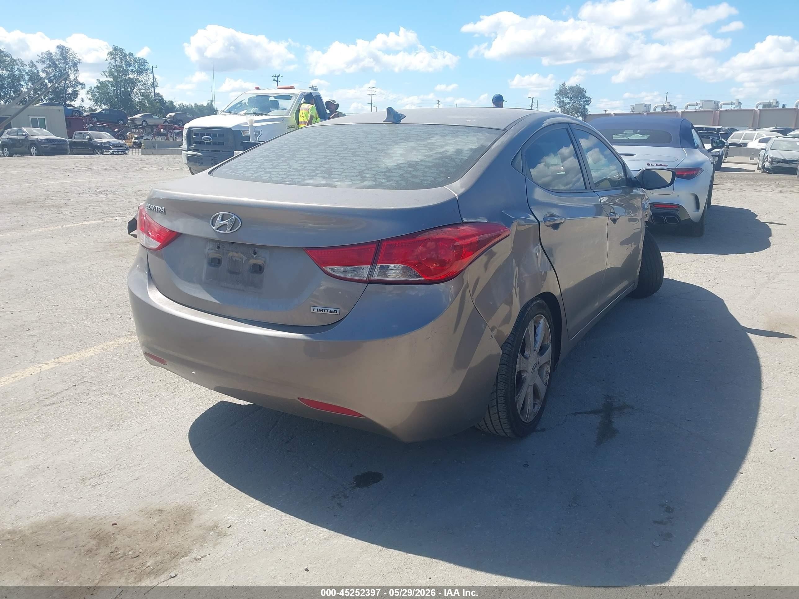 2013 Hyundai Elantra Limited Gold vin: 5NPDH4AE2DH236587