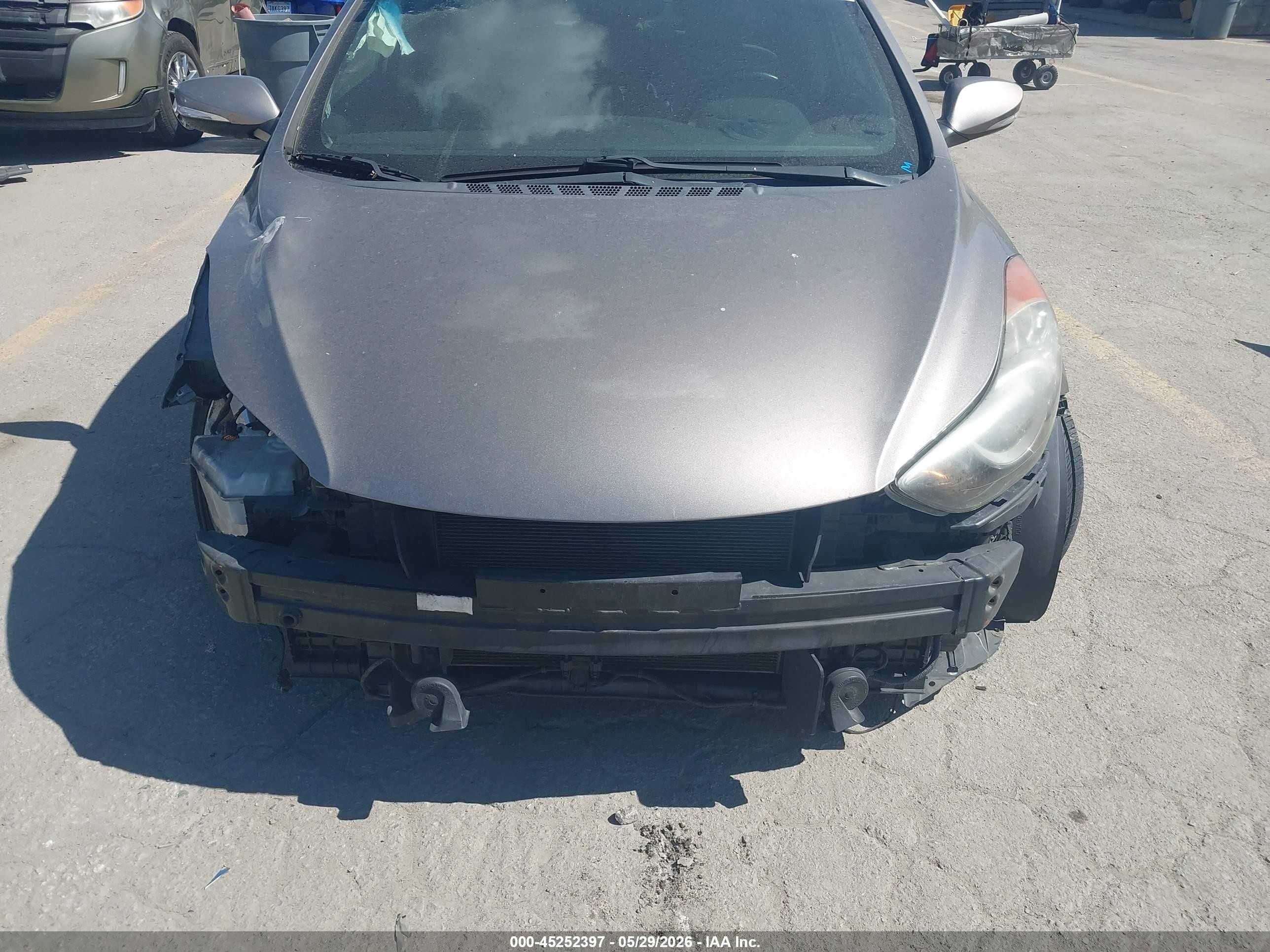 2013 Hyundai Elantra Limited Gold vin: 5NPDH4AE2DH236587
