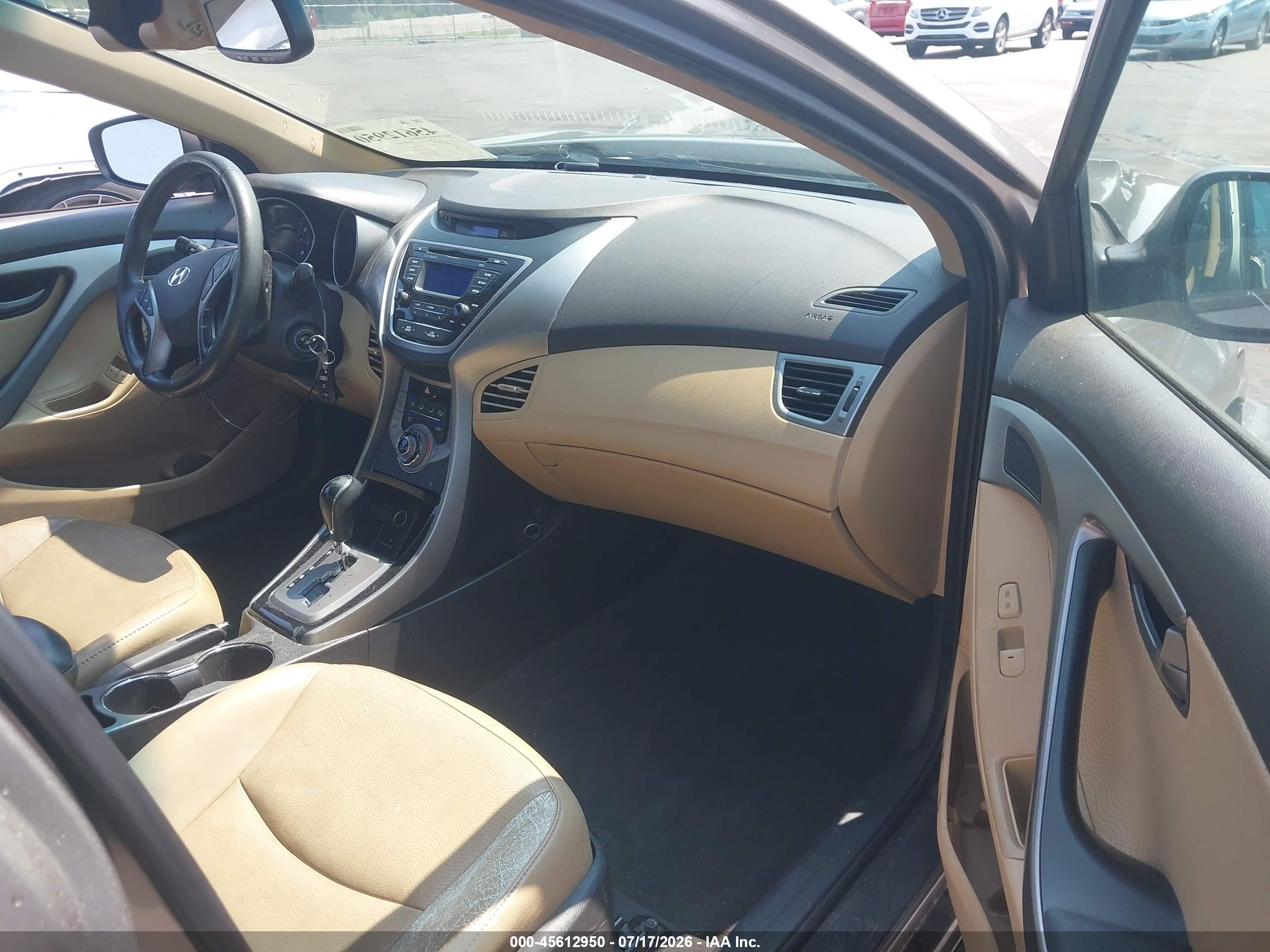 2013 Hyundai Elantra Limited Beige vin: 5NPDH4AE2DH248111