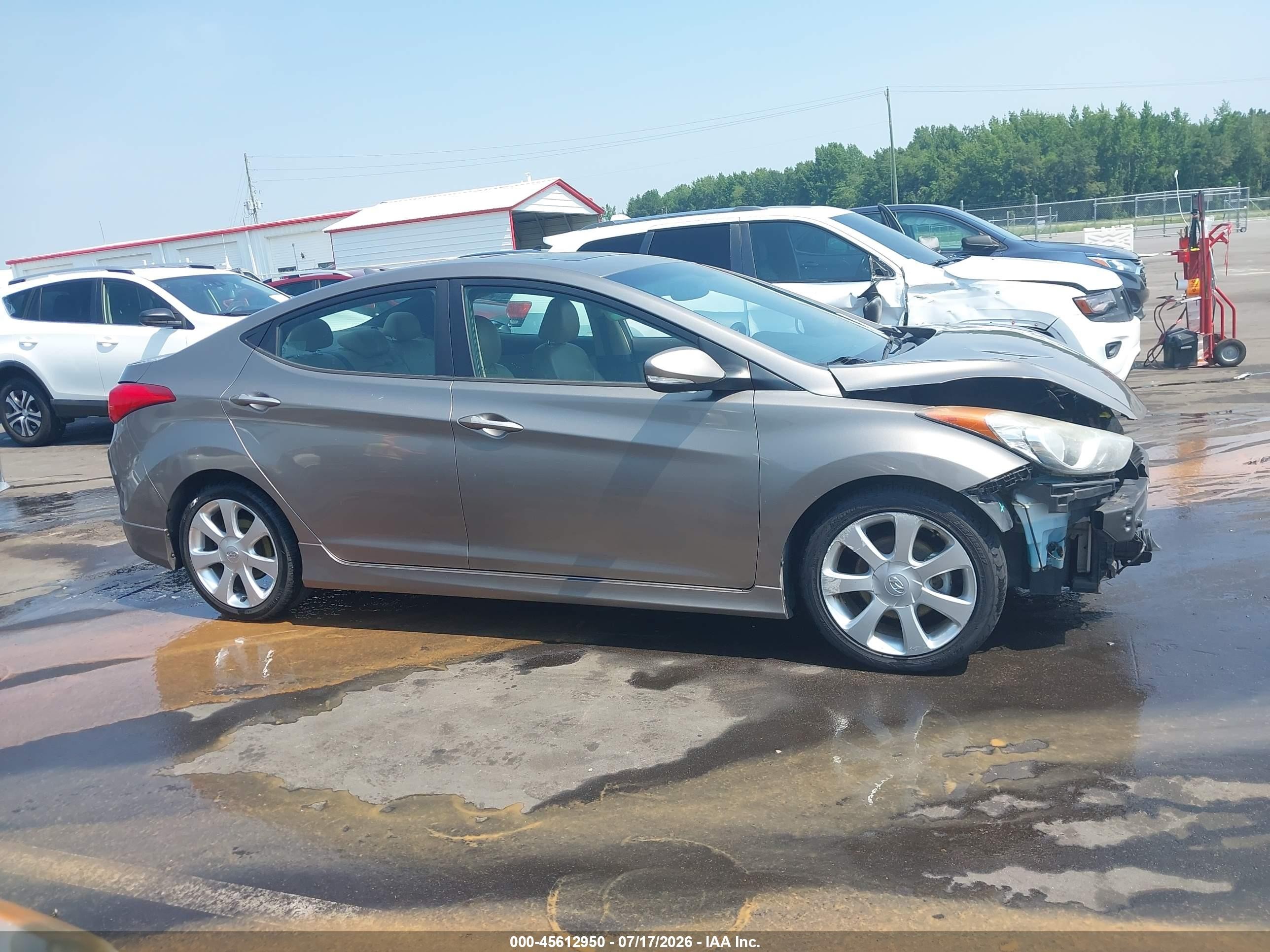 2013 Hyundai Elantra Limited Beige vin: 5NPDH4AE2DH248111