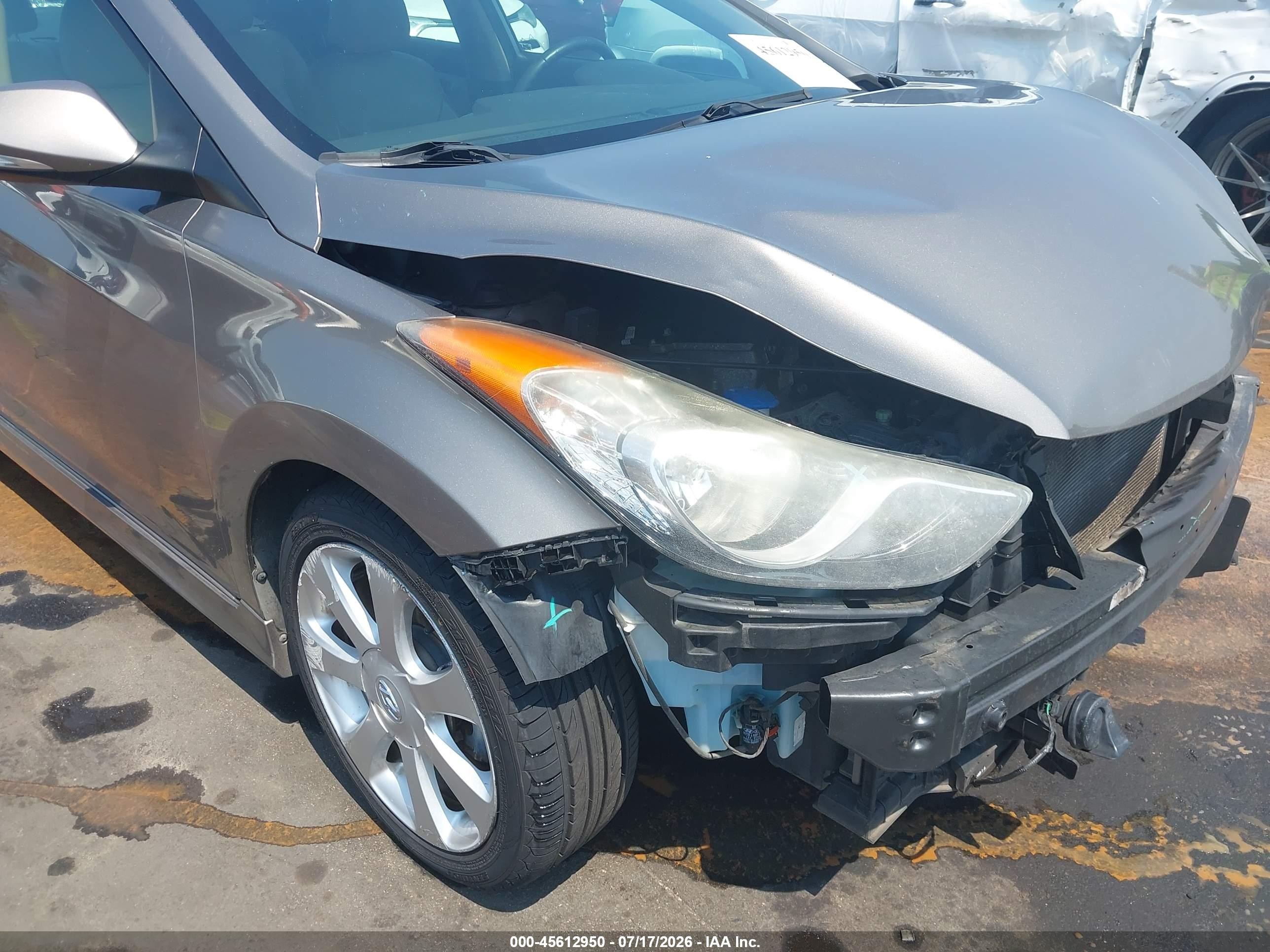 2013 Hyundai Elantra Limited Beige vin: 5NPDH4AE2DH248111