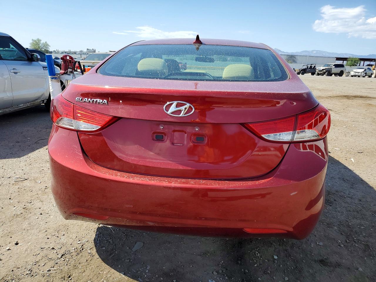 2013 Hyundai Elantra Gls Red vin: 5NPDH4AE2DH248299