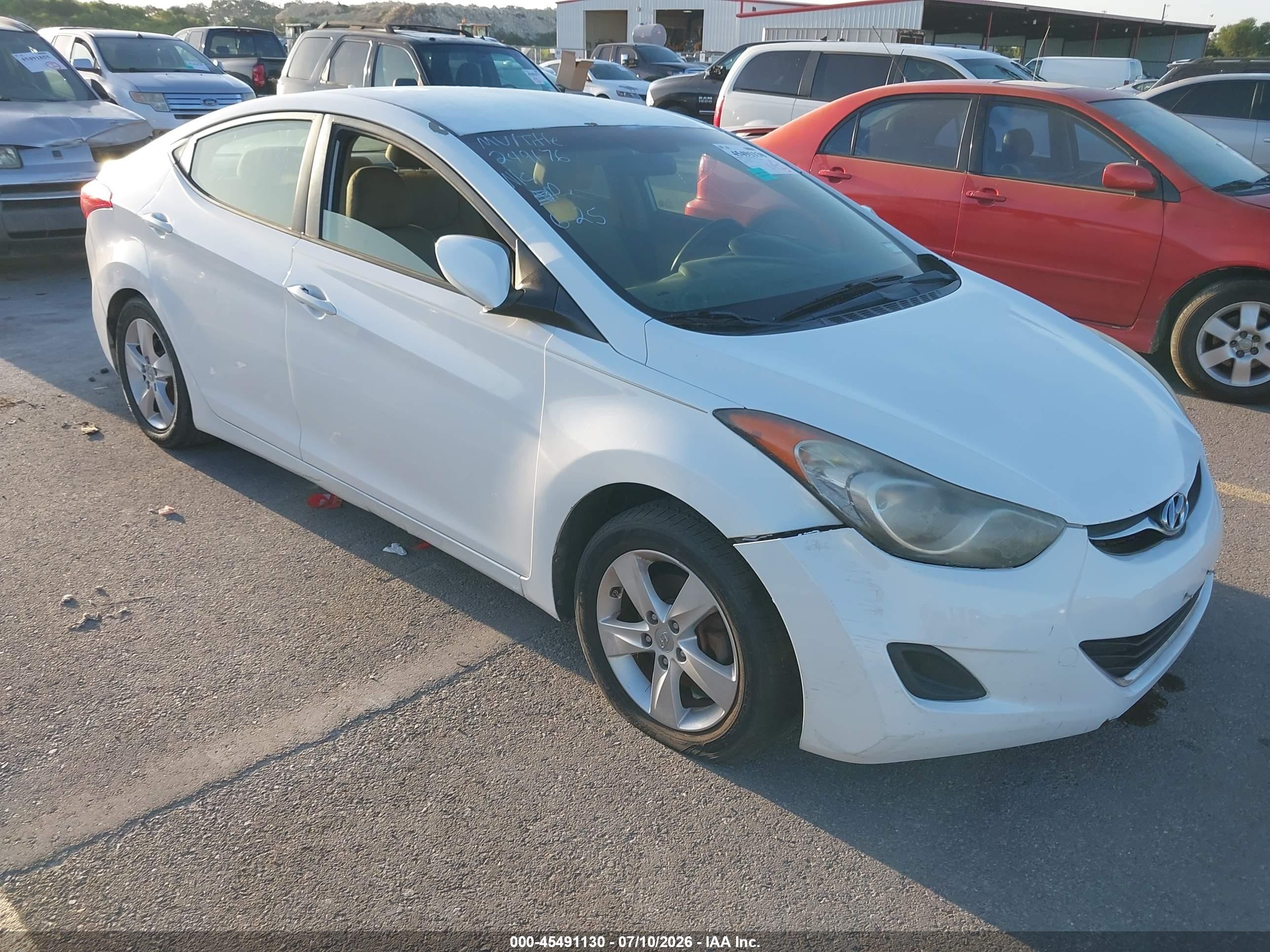 2013 Hyundai Elantra Gls White vin: 5NPDH4AE2DH249176