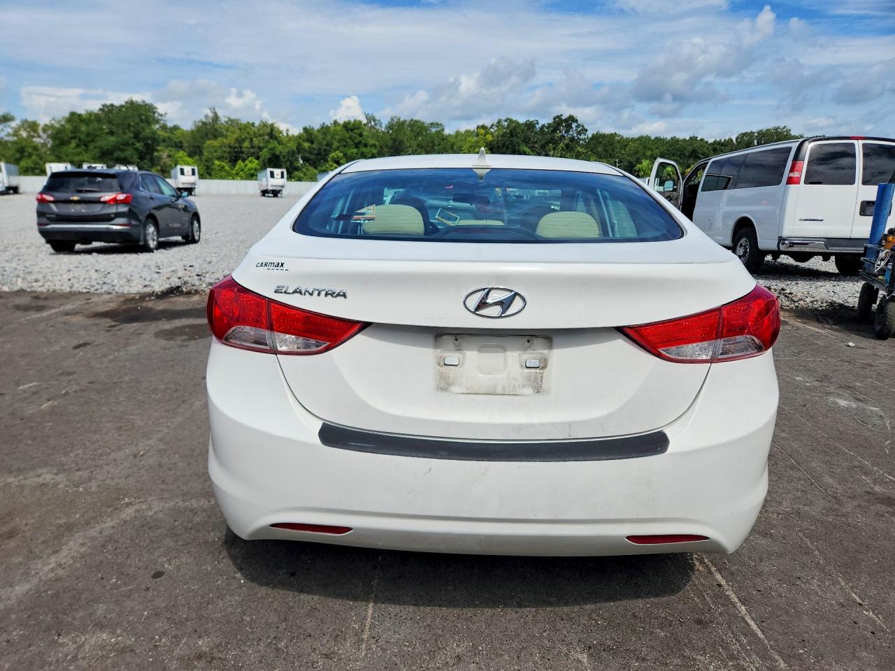 2013 Hyundai Elantra Gls Белый vin: 5NPDH4AE2DH255592