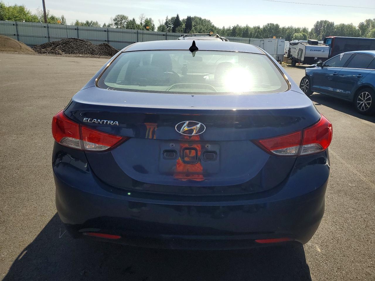 2013 Hyundai Elantra Gls Blue vin: 5NPDH4AE2DH258900
