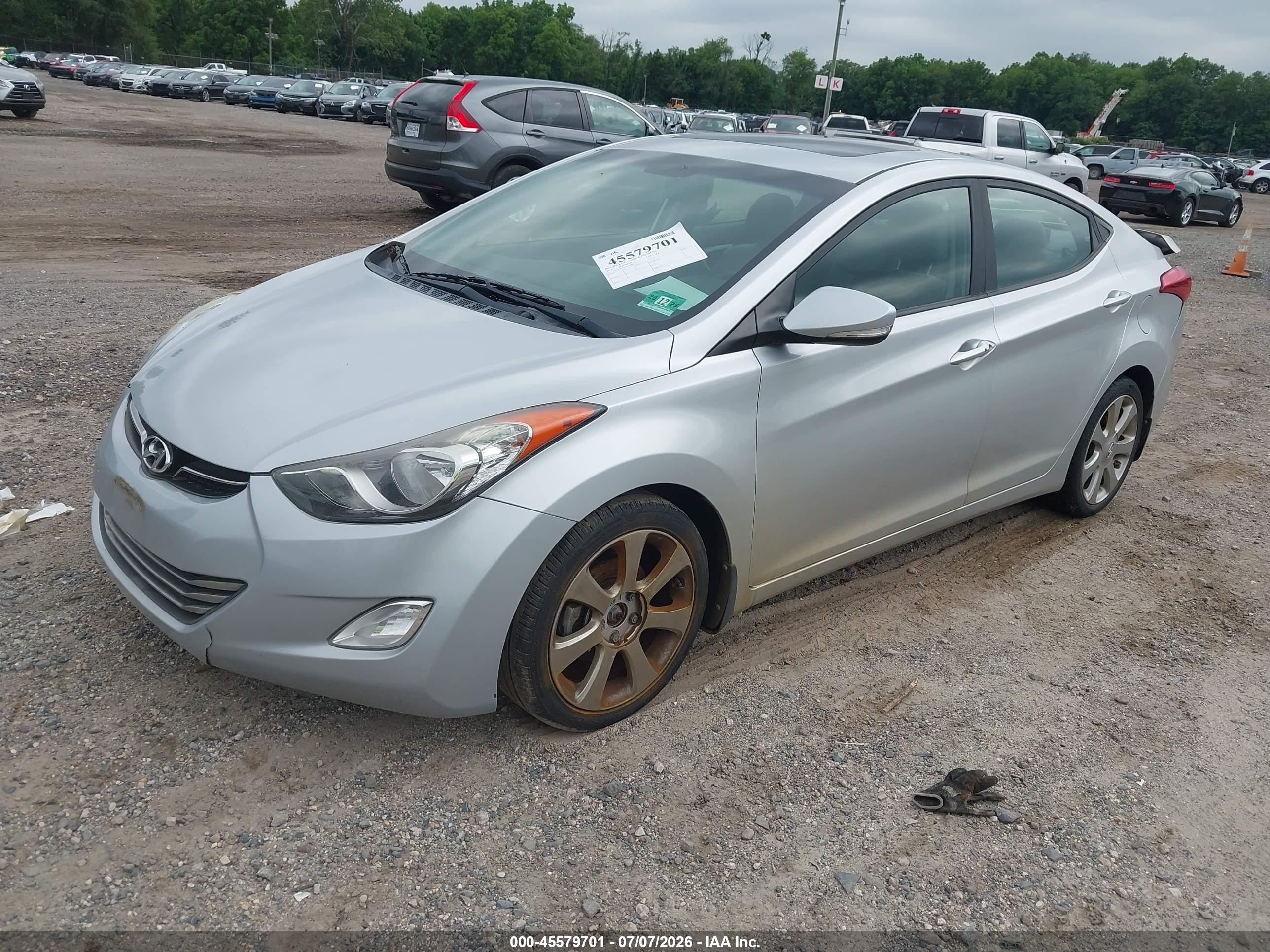 2013 Hyundai Elantra Limited Silver vin: 5NPDH4AE2DH274904