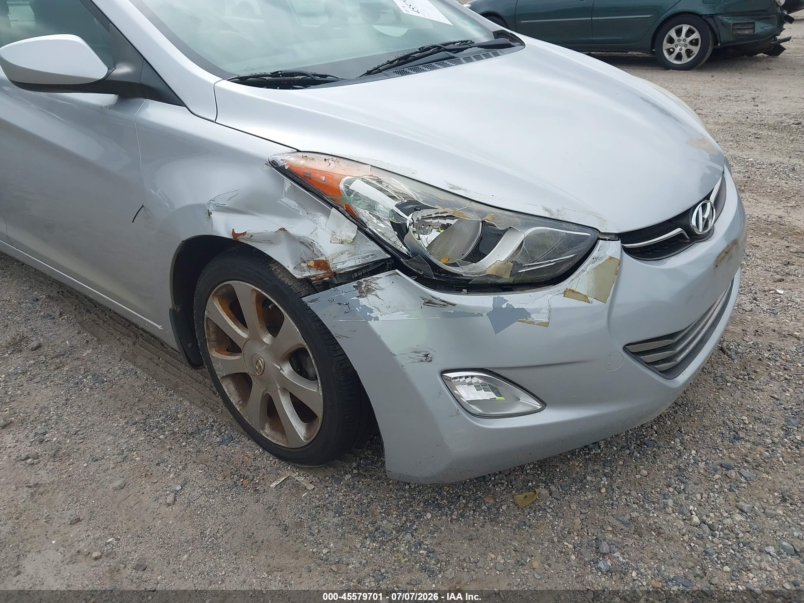 2013 Hyundai Elantra Limited Silver vin: 5NPDH4AE2DH274904
