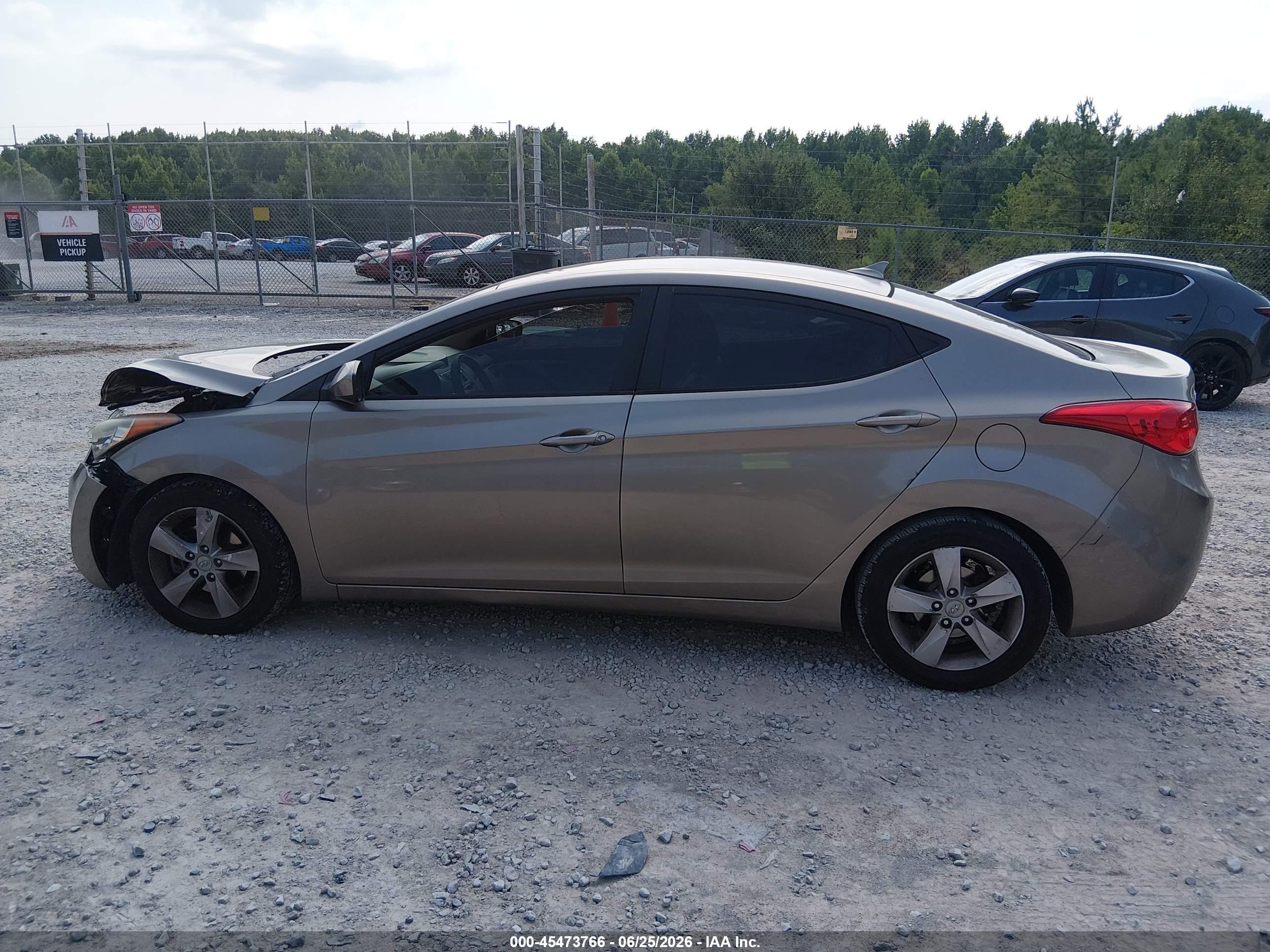 2013 Hyundai Elantra Gls Brown vin: 5NPDH4AE2DH295252