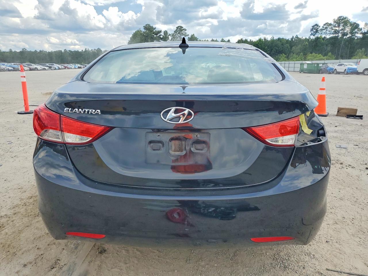 2013 Hyundai Elantra Gls Black vin: 5NPDH4AE2DH300191