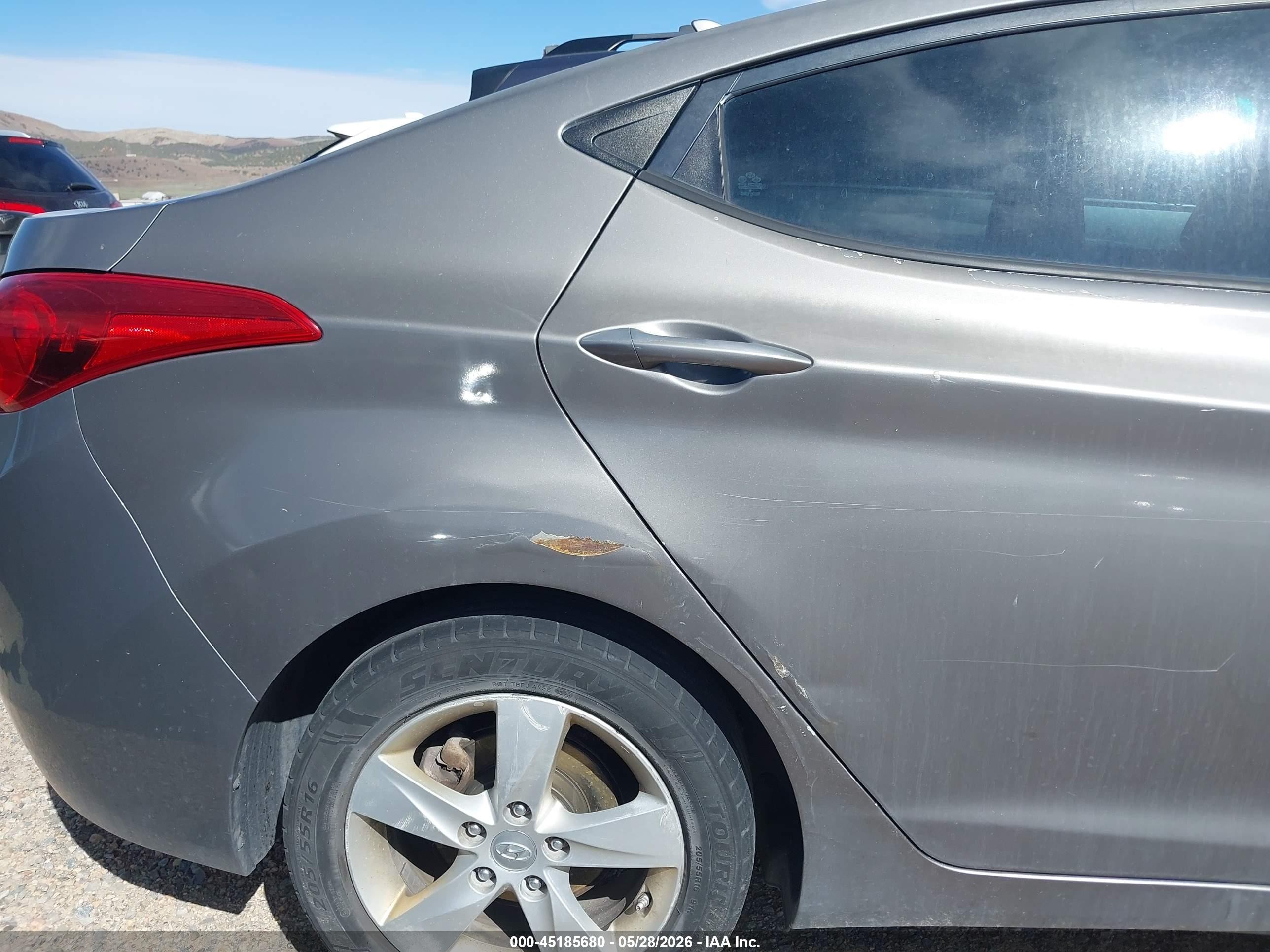 2013 Hyundai Elantra Gls Gray vin: 5NPDH4AE2DH302300