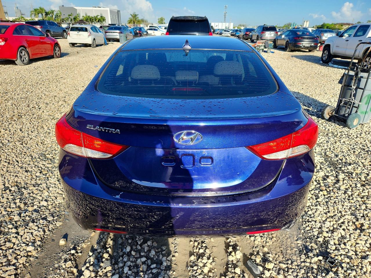 2013 Hyundai Elantra Gls Blue vin: 5NPDH4AE2DH305357