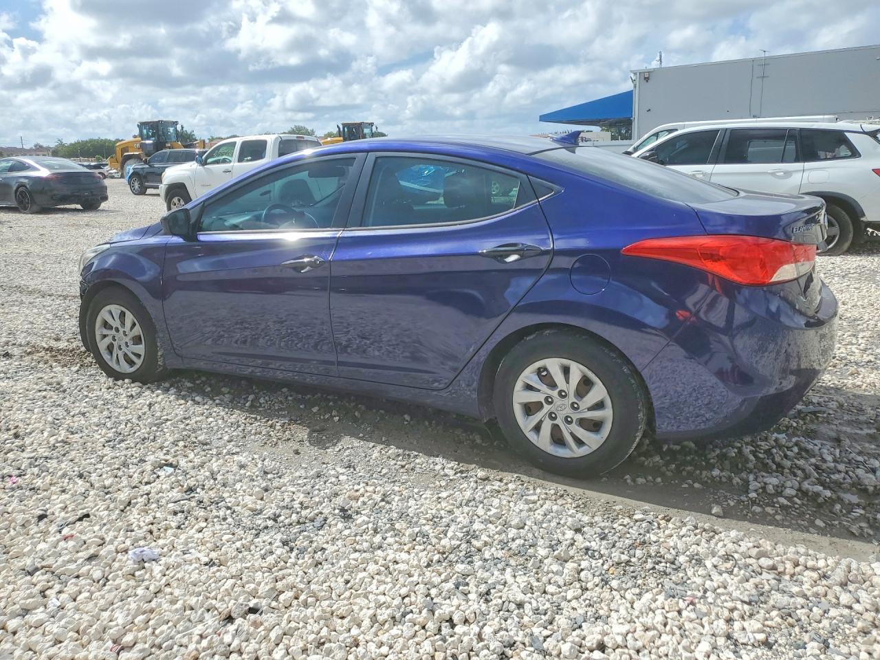 2013 Hyundai Elantra Gls Blue vin: 5NPDH4AE2DH305357