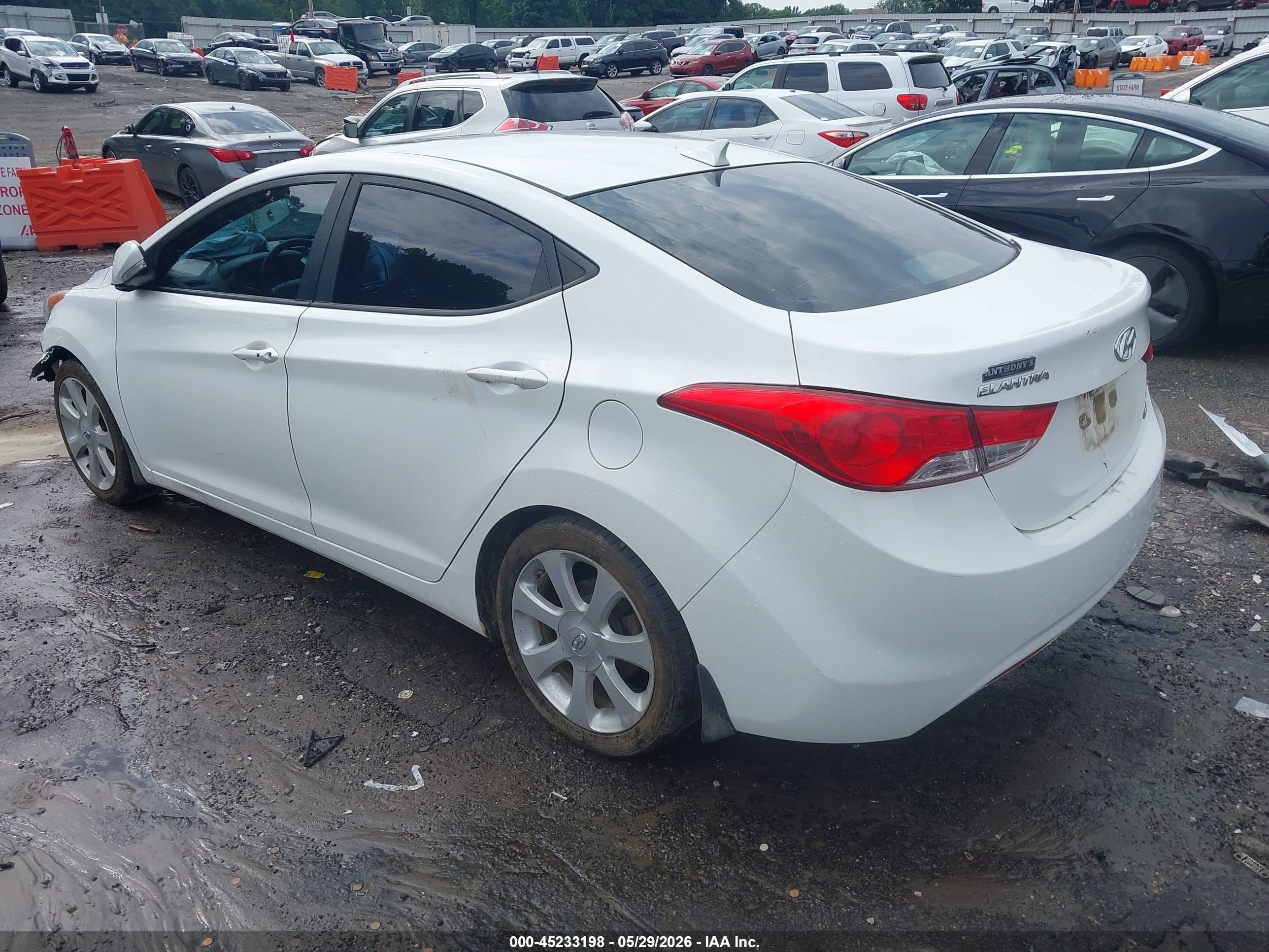 2013 Hyundai Elantra Limited White vin: 5NPDH4AE2DH308176