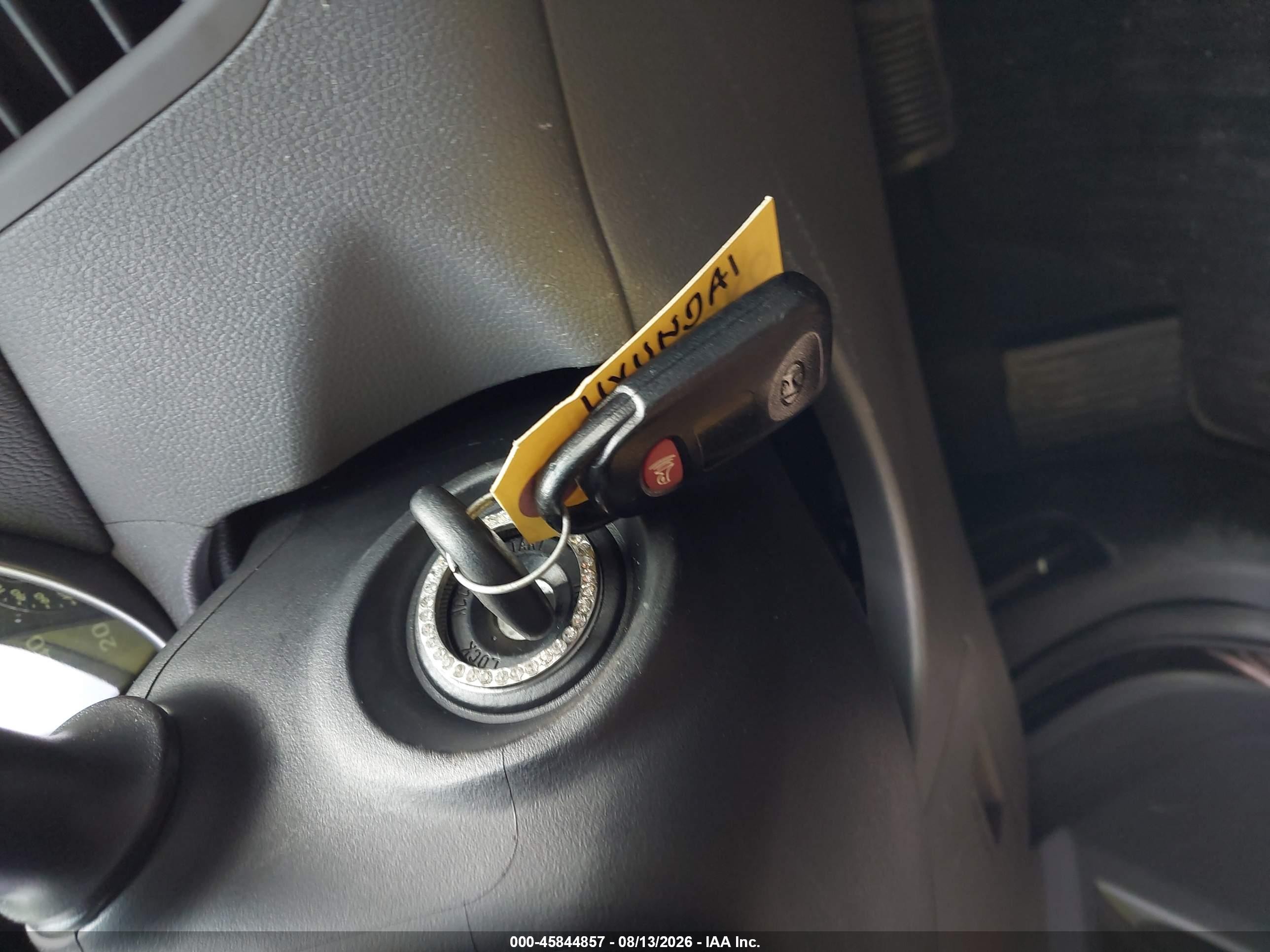 2013 Hyundai Elantra Gls Серебряный vin: 5NPDH4AE2DH320795
