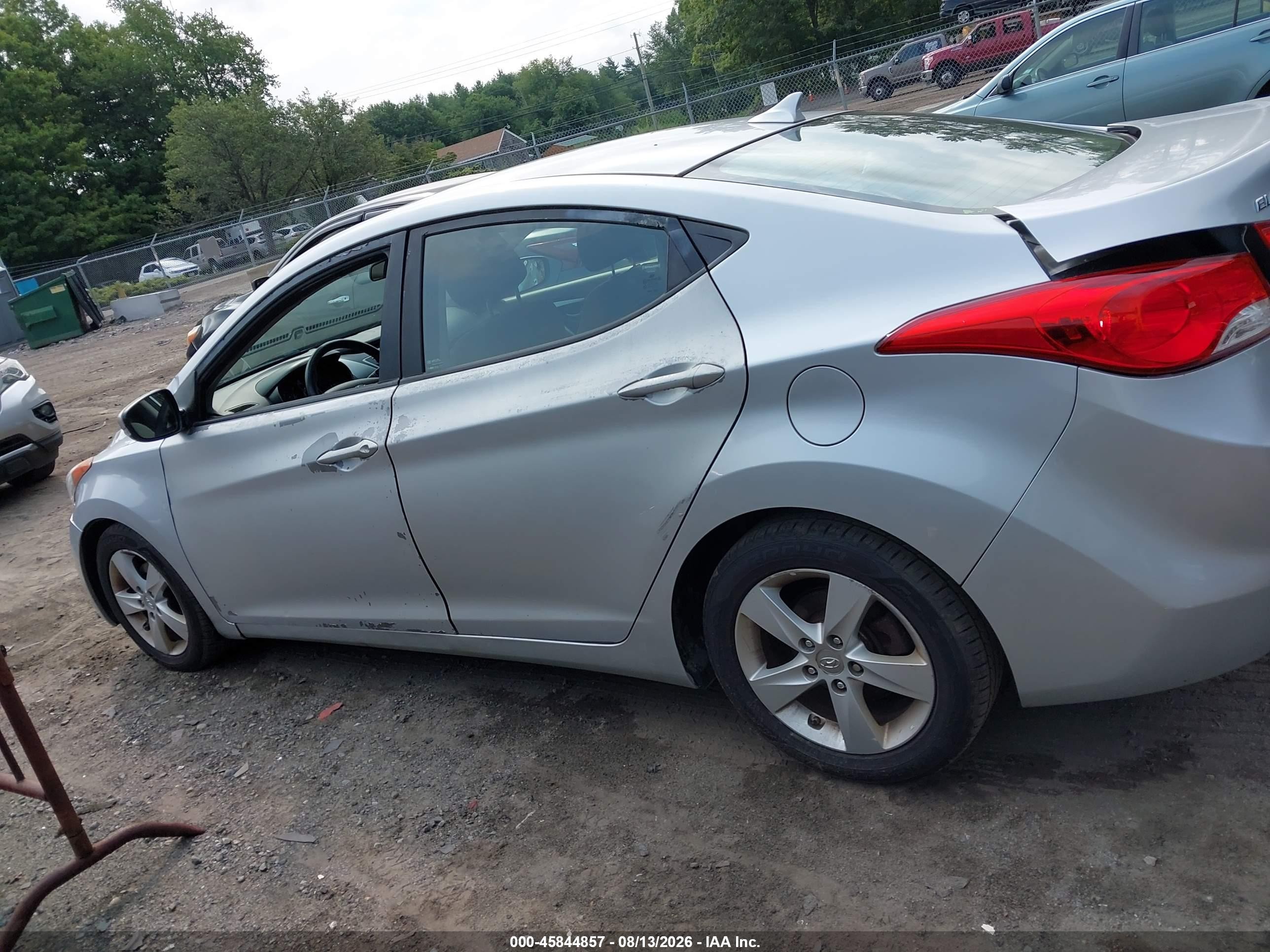 2013 Hyundai Elantra Gls Серебряный vin: 5NPDH4AE2DH320795