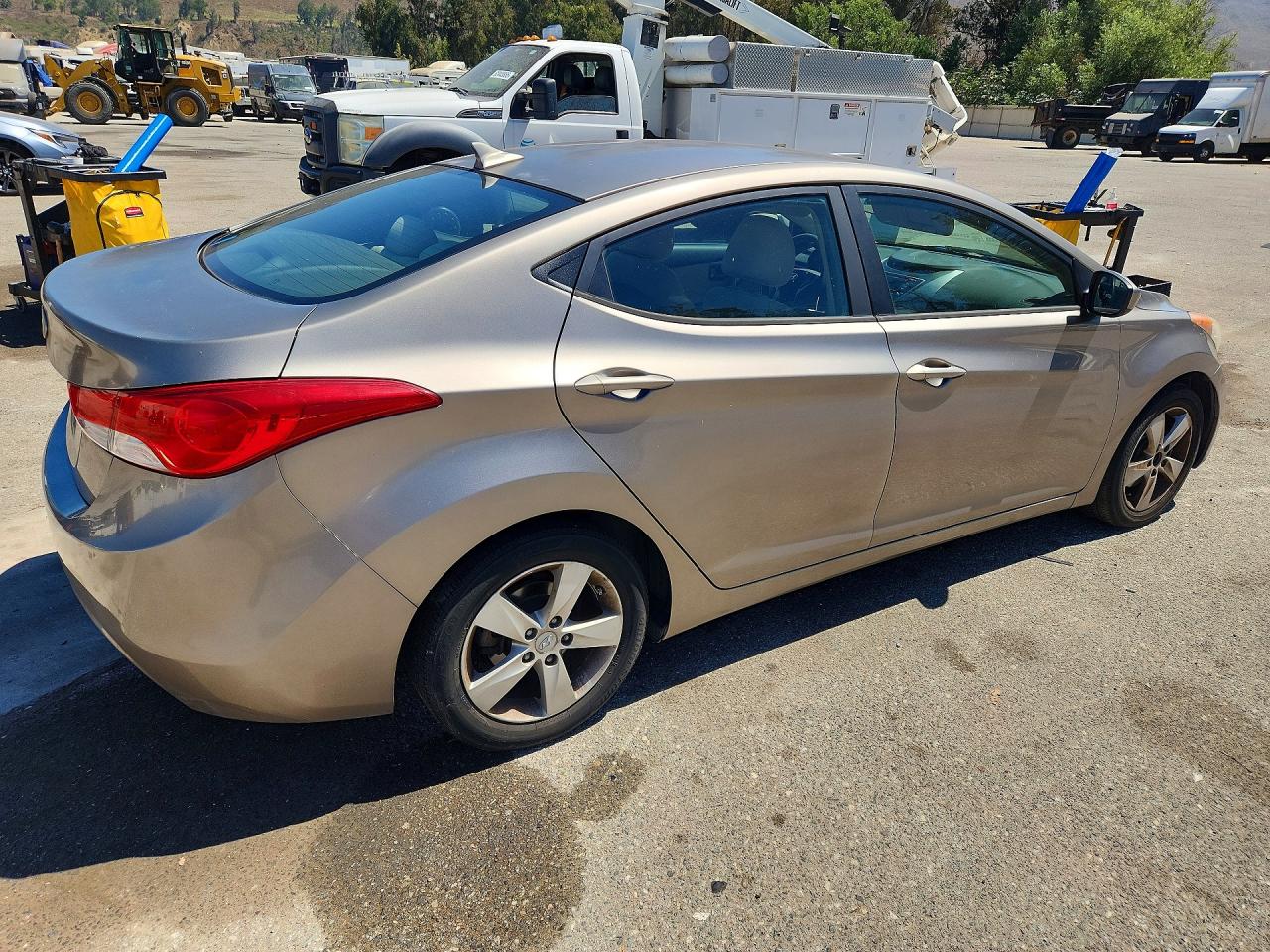 2013 Hyundai Elantra Gls Tan vin: 5NPDH4AE2DH377336