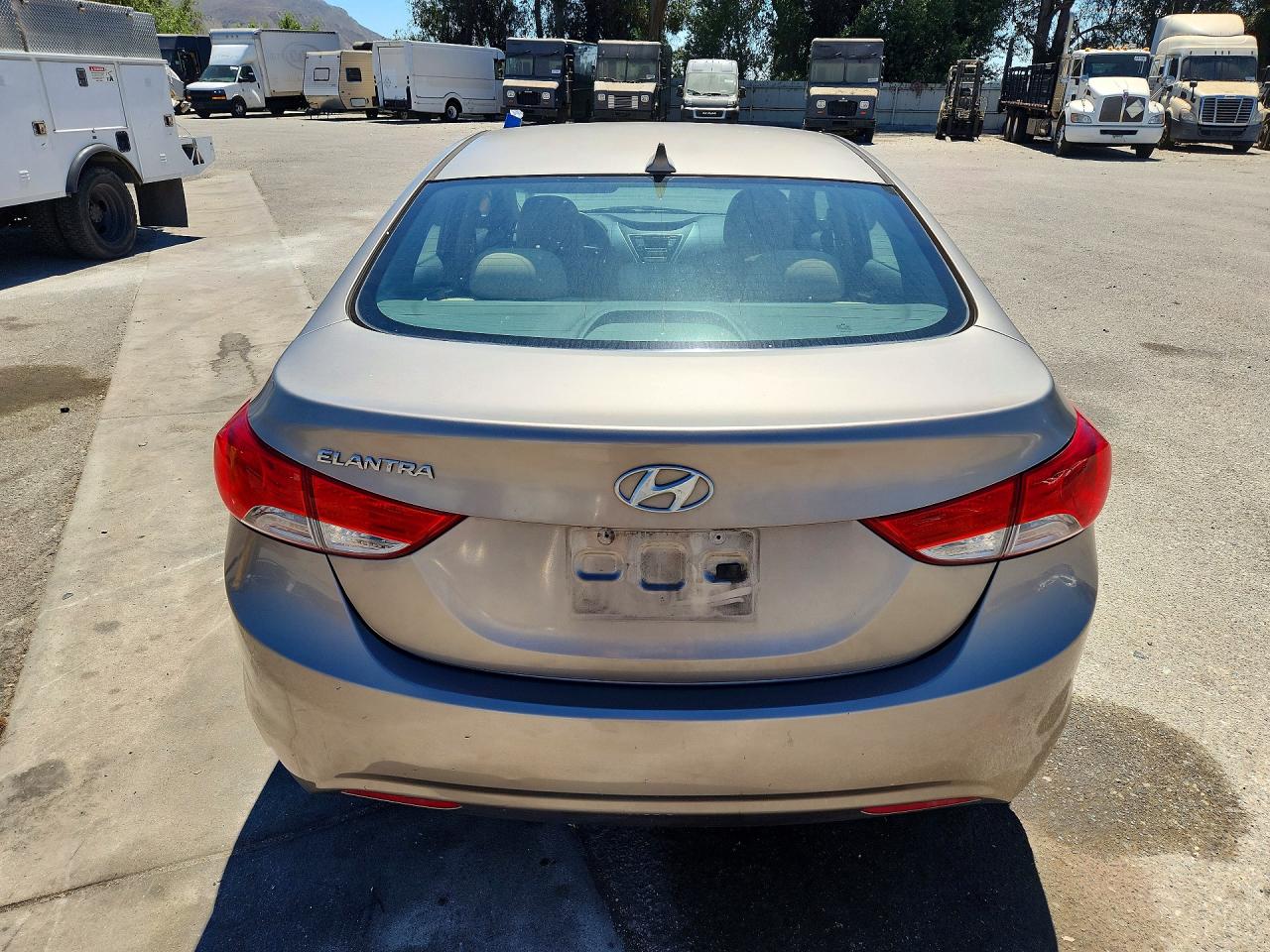 2013 Hyundai Elantra Gls Tan vin: 5NPDH4AE2DH377336
