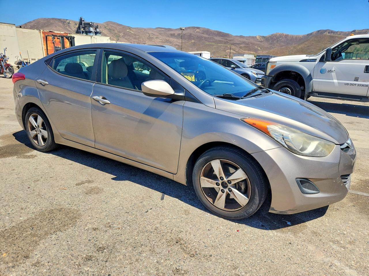 2013 Hyundai Elantra Gls Tan vin: 5NPDH4AE2DH377336