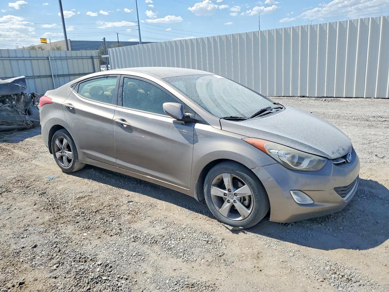 2013 Hyundai Elantra Gls Gold vin: 5NPDH4AE2DH378941