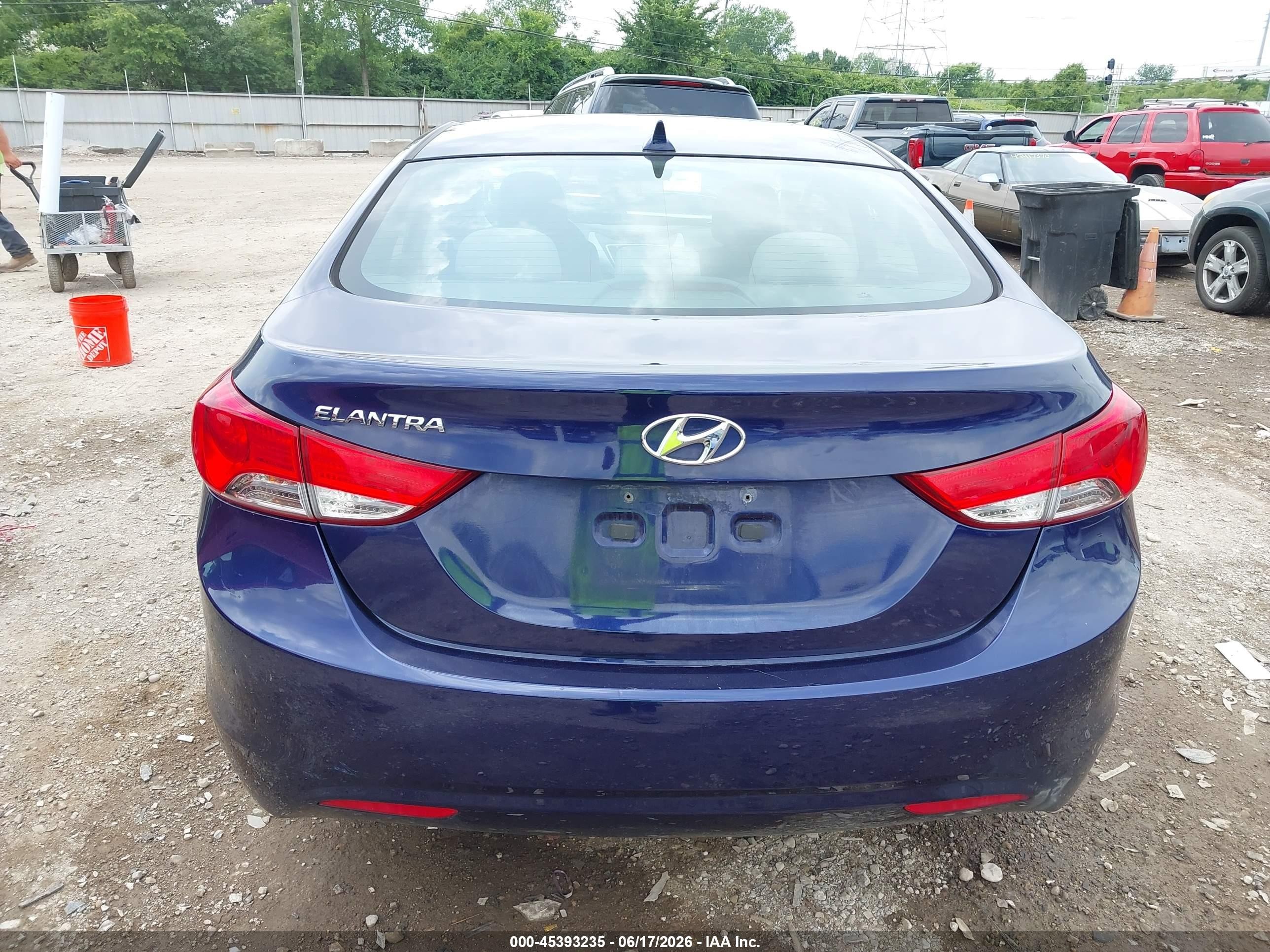 2013 Hyundai Elantra Gls Blue vin: 5NPDH4AE2DH384142