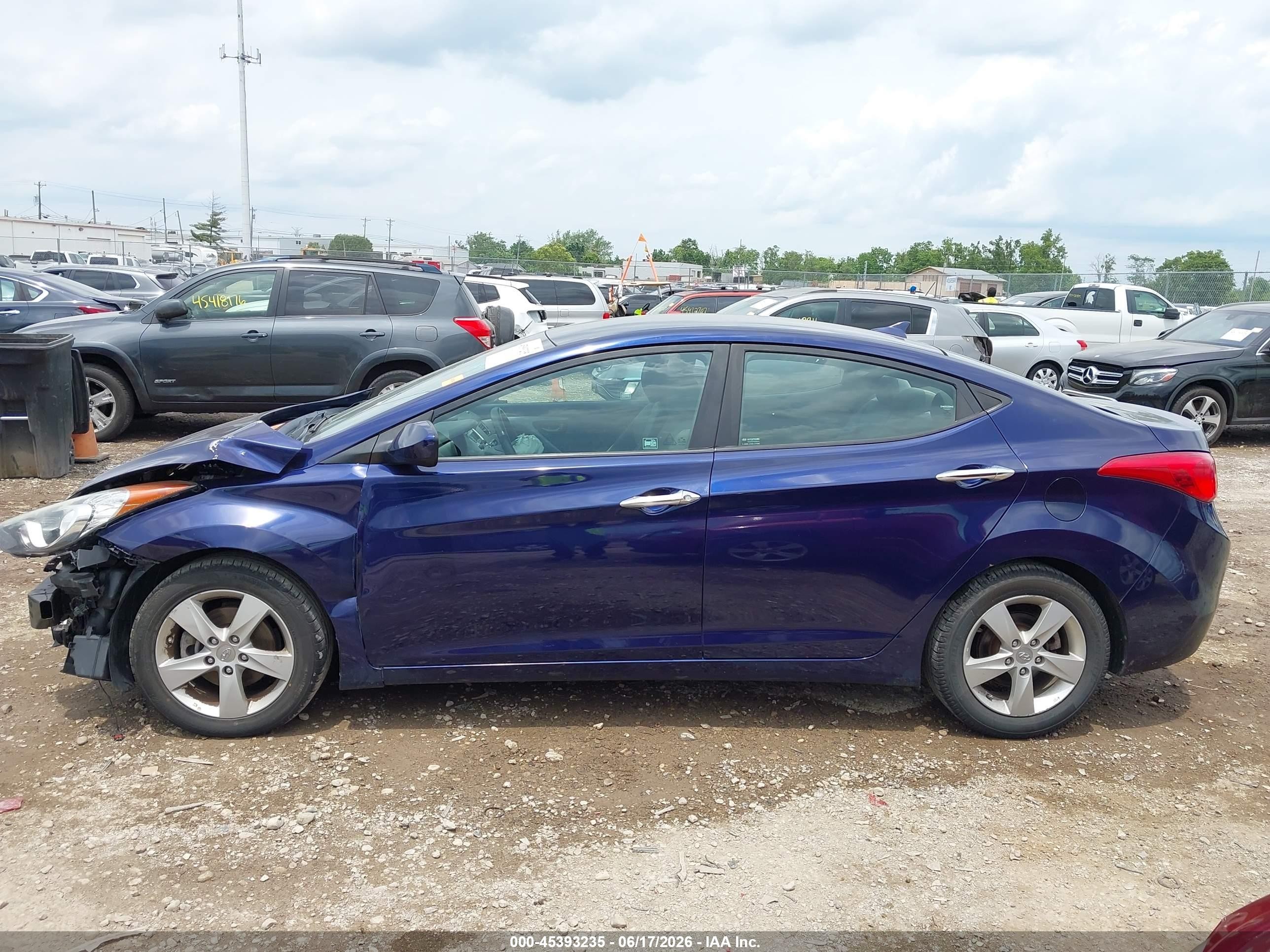 2013 Hyundai Elantra Gls Blue vin: 5NPDH4AE2DH384142