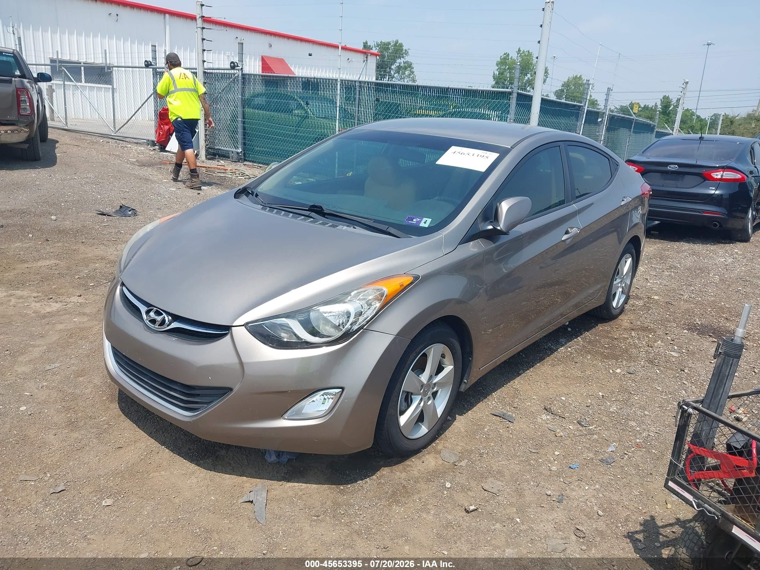 2013 Hyundai Elantra Gls Silver vin: 5NPDH4AE2DH389373
