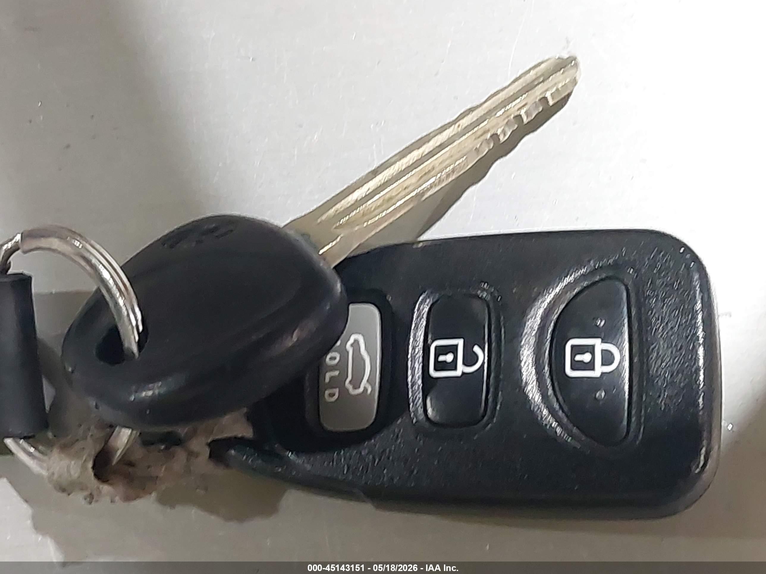 2013 Hyundai Elantra Gls Silver vin: 5NPDH4AE2DH423912