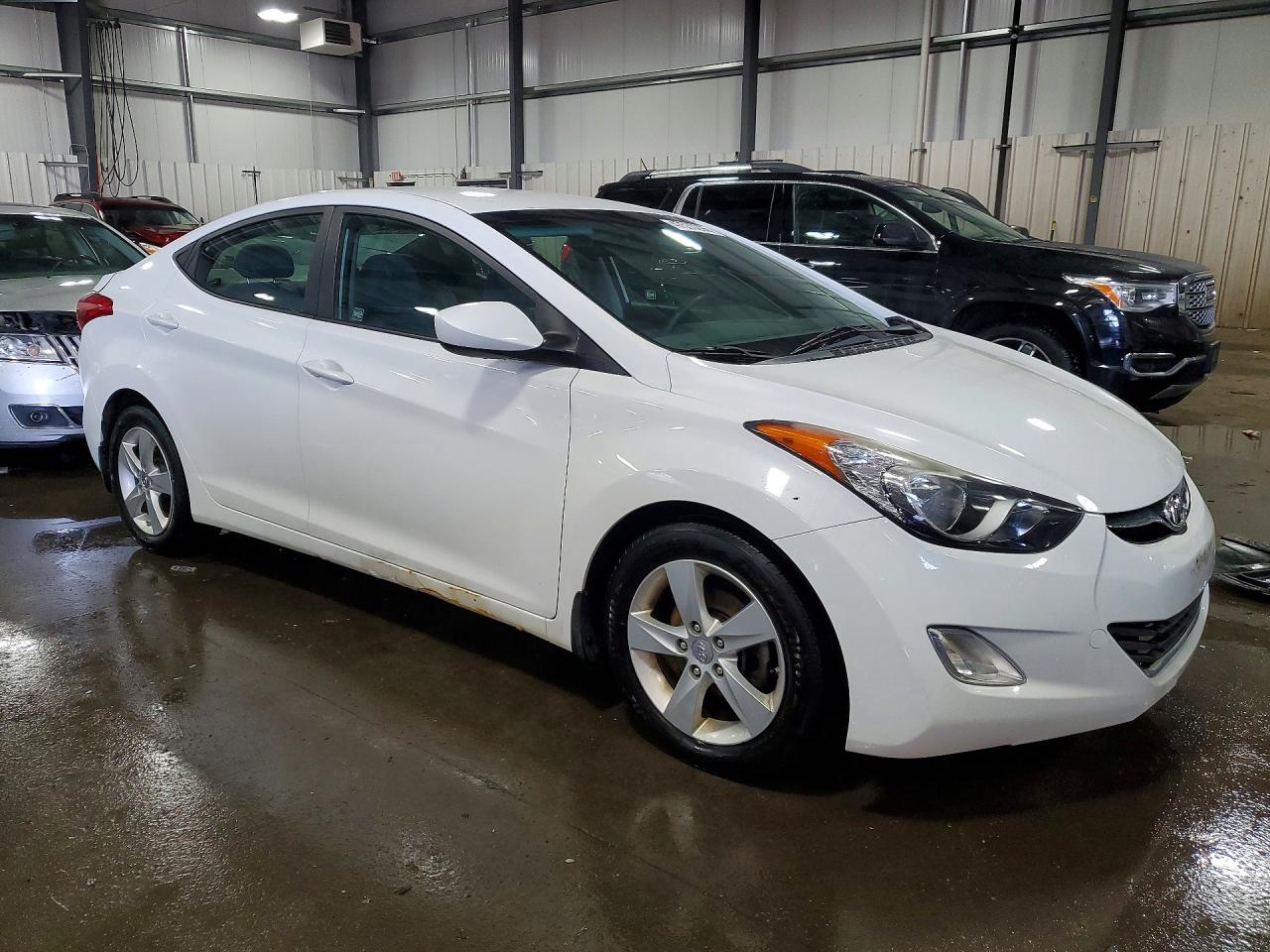 2013 Hyundai Elantra Gls Белый vin: 5NPDH4AE2DH429595