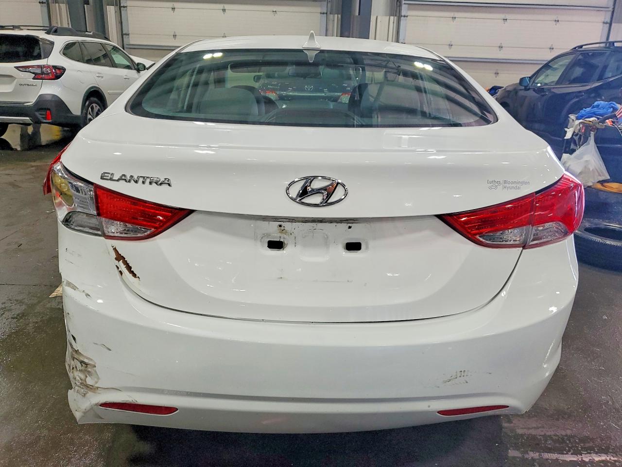 2013 Hyundai Elantra Gls Белый vin: 5NPDH4AE2DH429595
