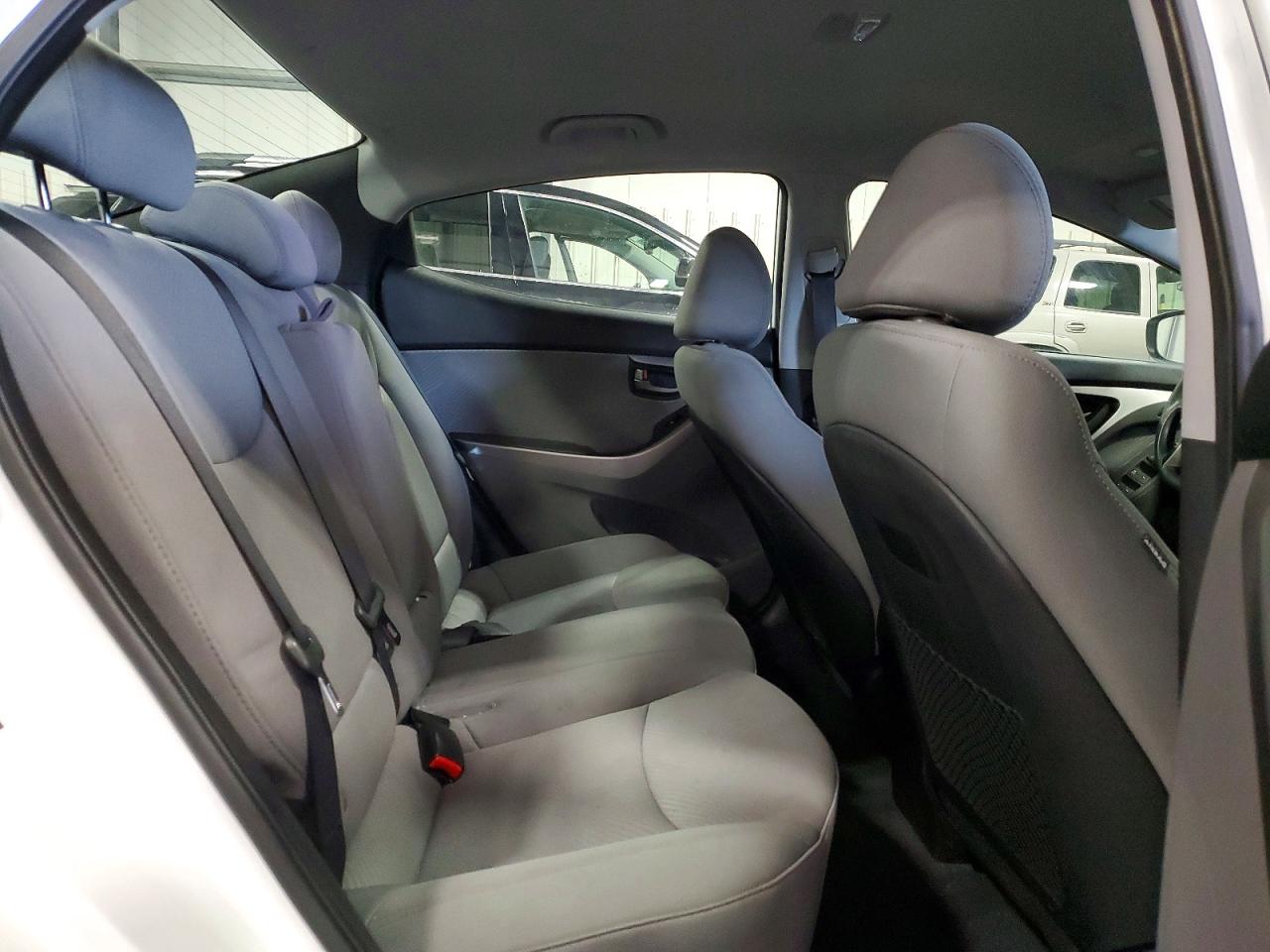 2013 Hyundai Elantra Gls Белый vin: 5NPDH4AE2DH429595