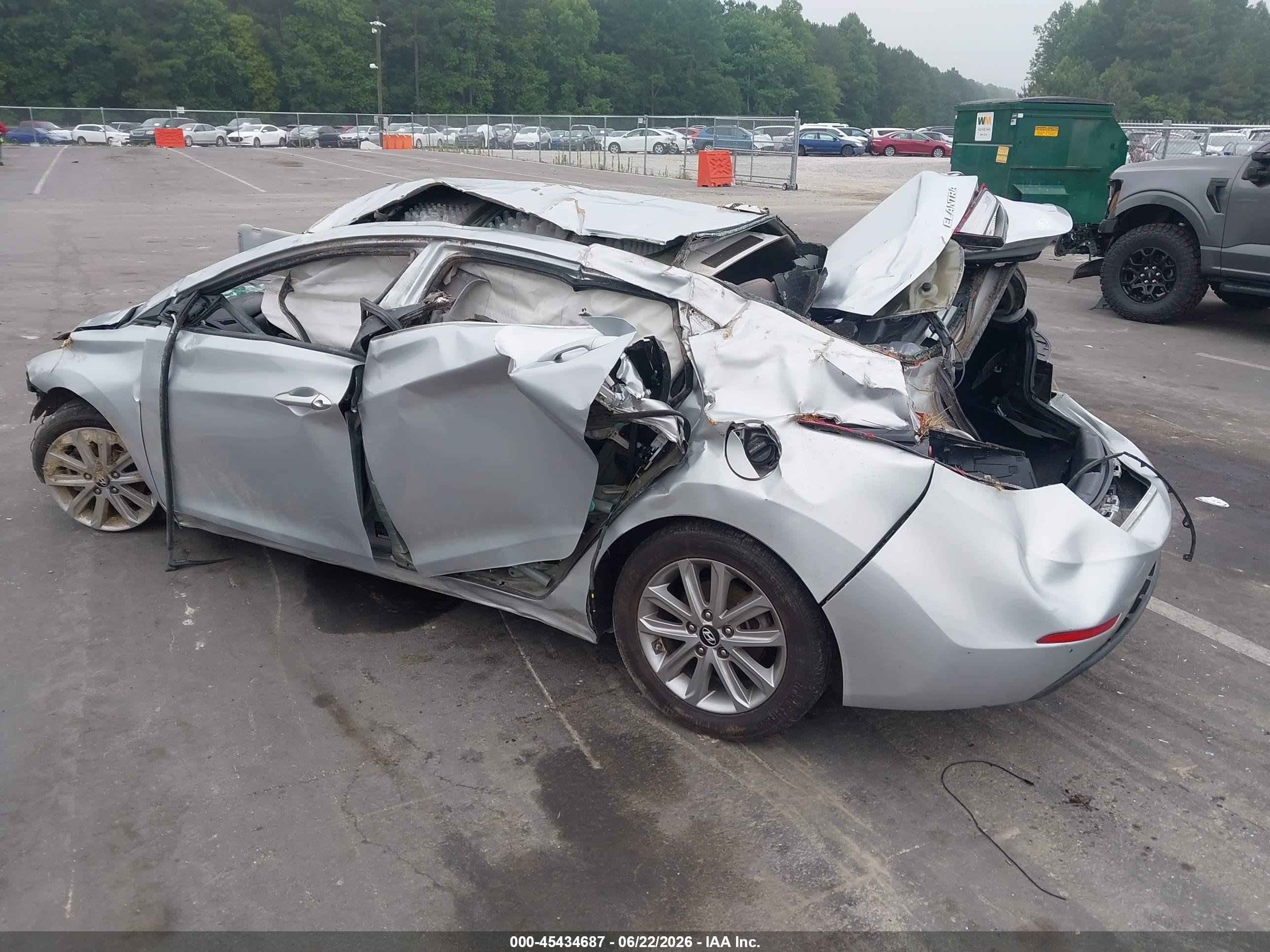 2014 Hyundai Elantra Se Silver vin: 5NPDH4AE2EH470813
