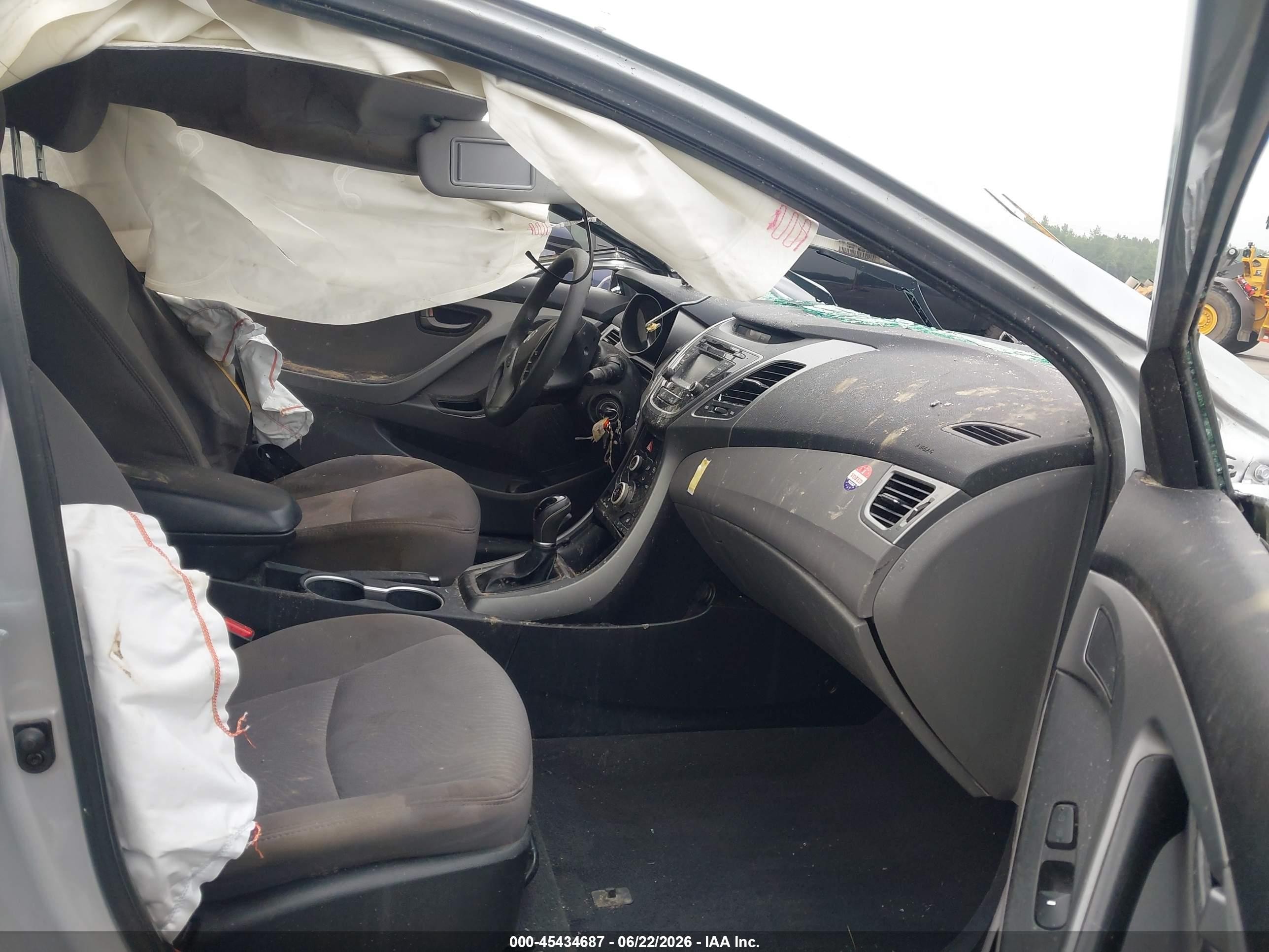 2014 Hyundai Elantra Se Silver vin: 5NPDH4AE2EH470813