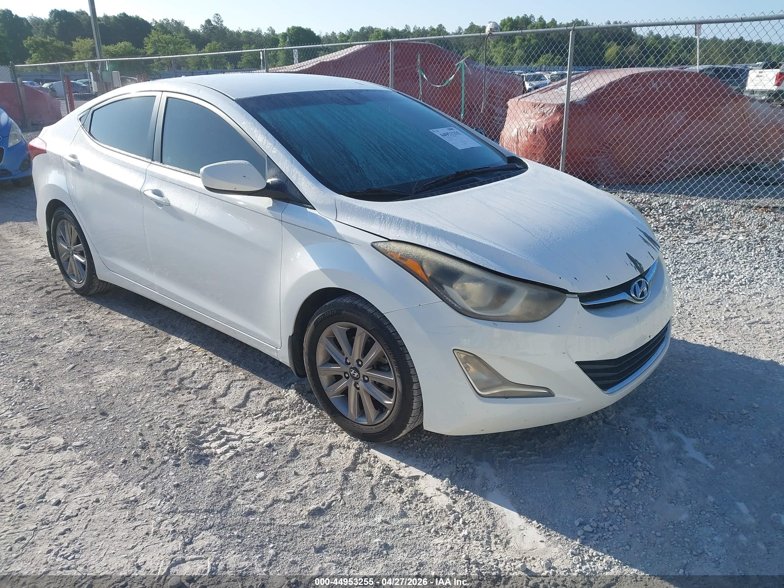 2014 Hyundai Elantra Se White vin: 5NPDH4AE2EH478667
