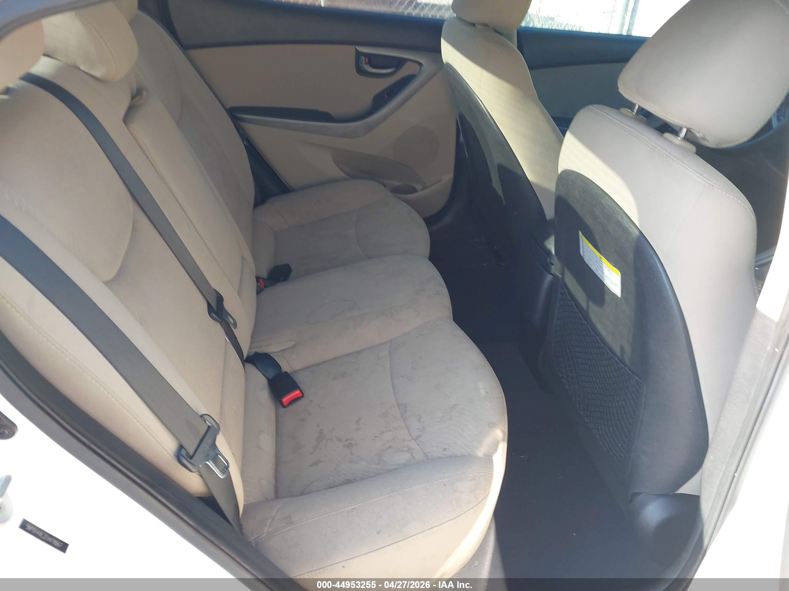 2014 Hyundai Elantra Se White vin: 5NPDH4AE2EH478667