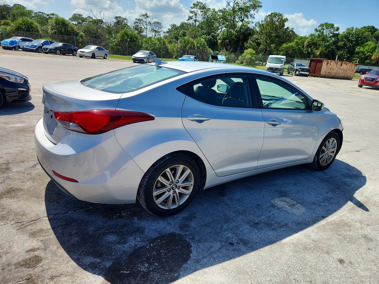 2014 Hyundai Elantra Se Silver vin: 5NPDH4AE2EH490558