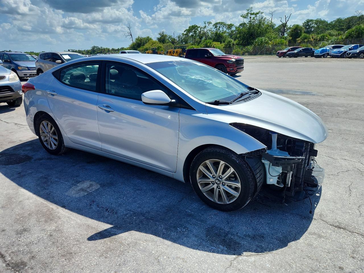 2014 Hyundai Elantra Se Silver vin: 5NPDH4AE2EH490558