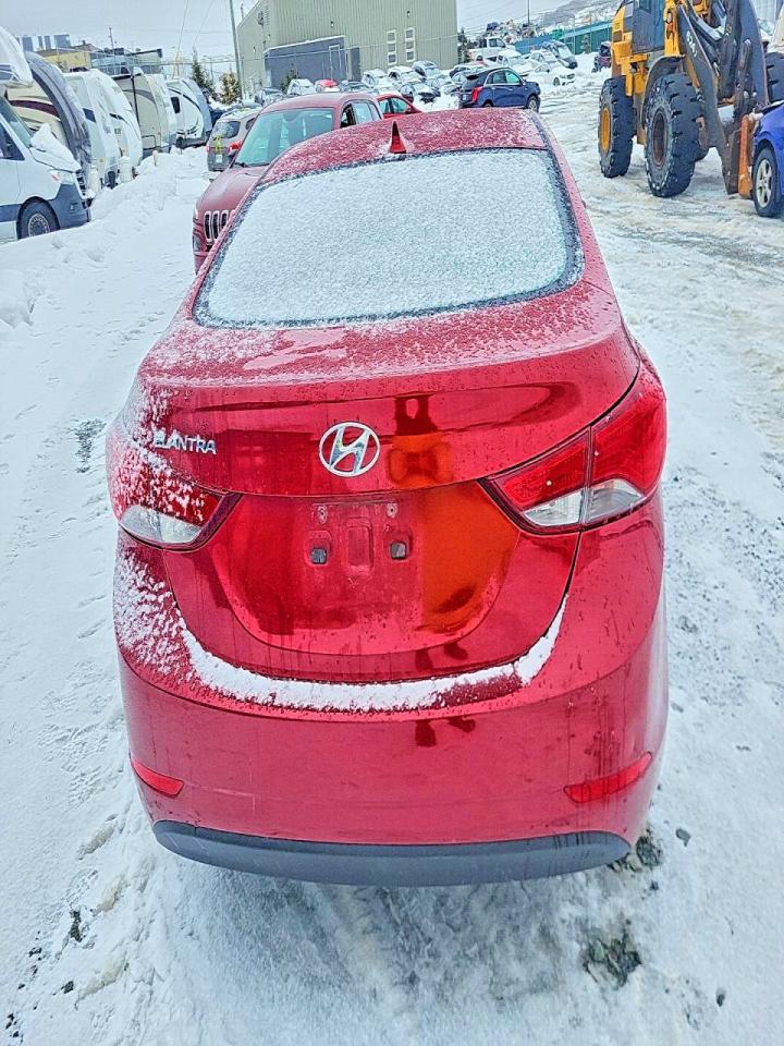 2014 Hyundai Elantra Gls 4dr Red vin: 5NPDH4AE2EH498210