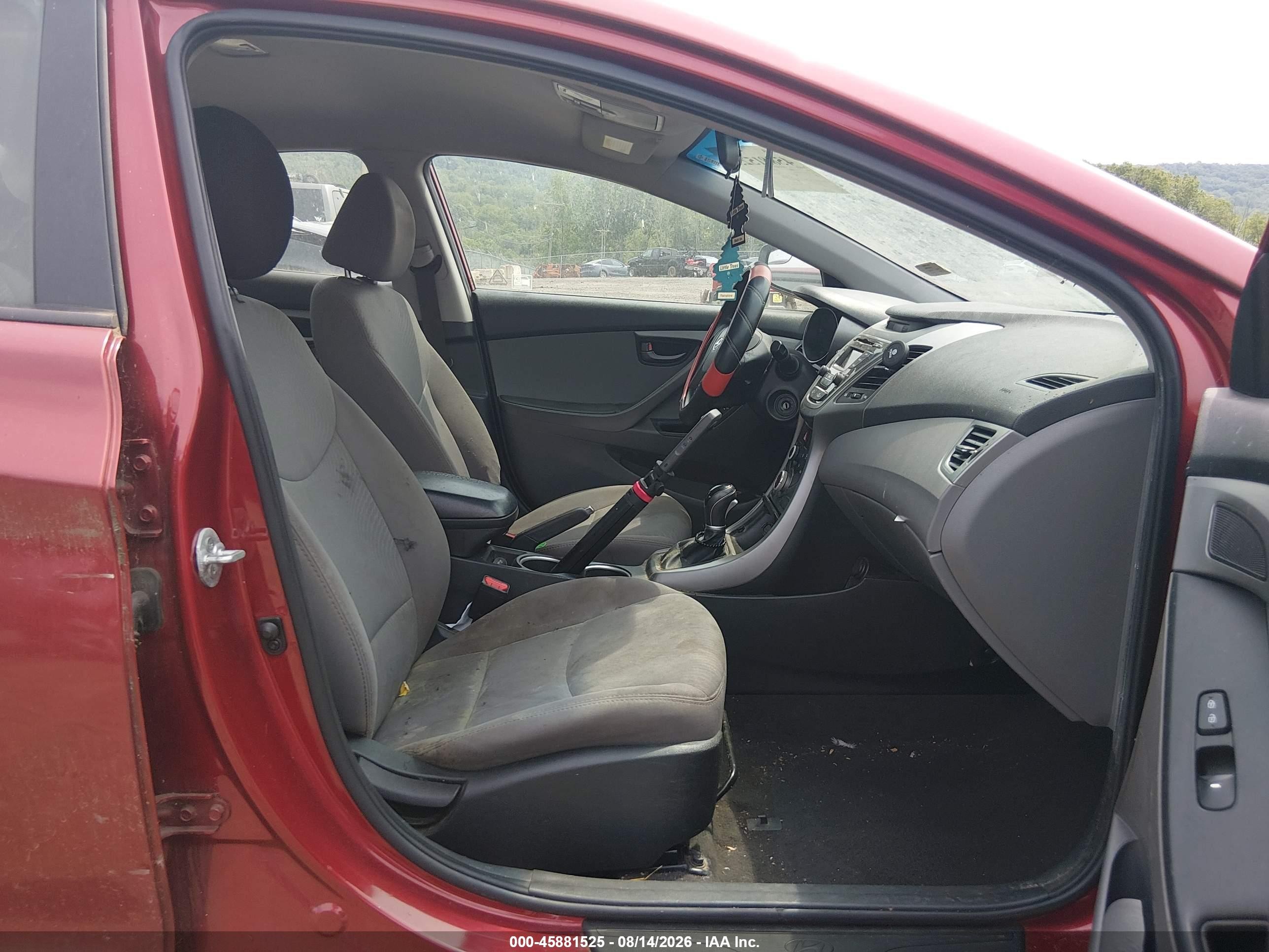 2014 Hyundai Elantra Se Red vin: 5NPDH4AE2EH511666