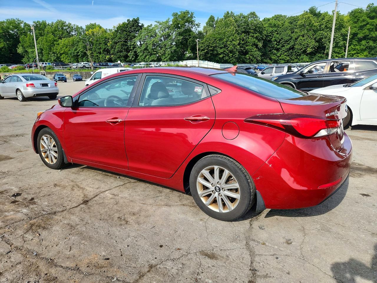 2014 Hyundai Elantra Se Red vin: 5NPDH4AE2EH519959